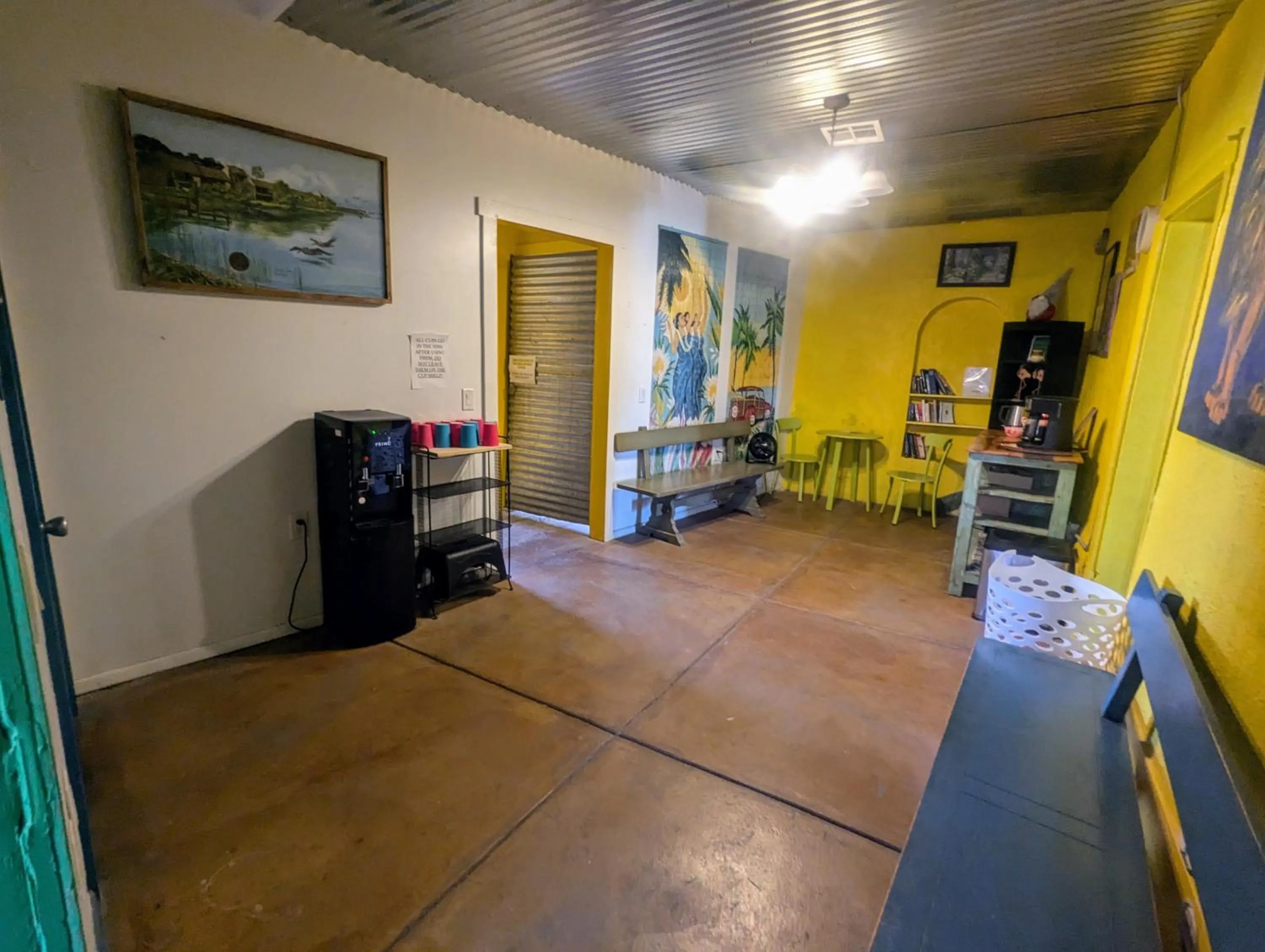 Coffee/tea facilities in Pelican Spa