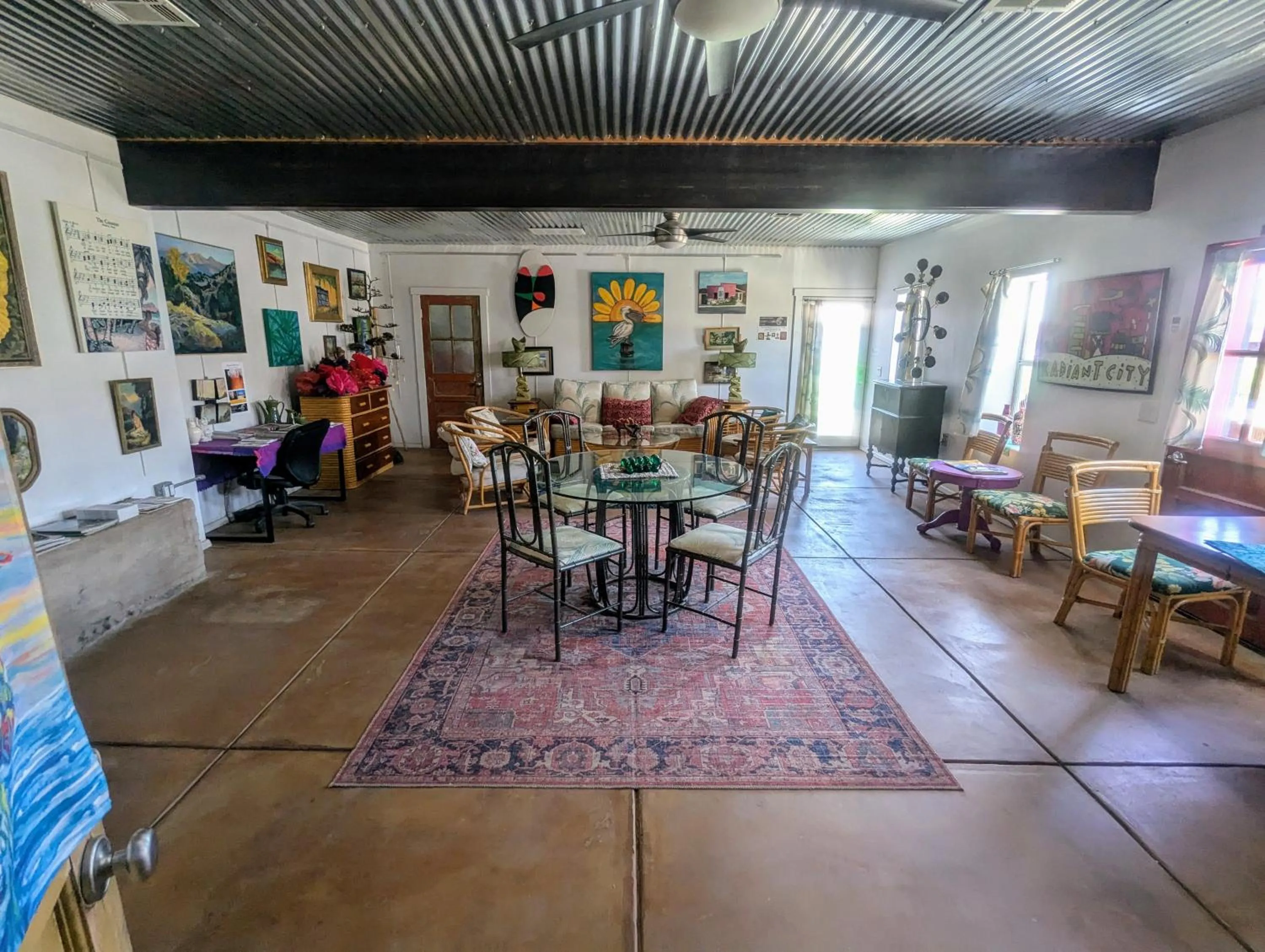 Communal lounge/ TV room in Pelican Spa