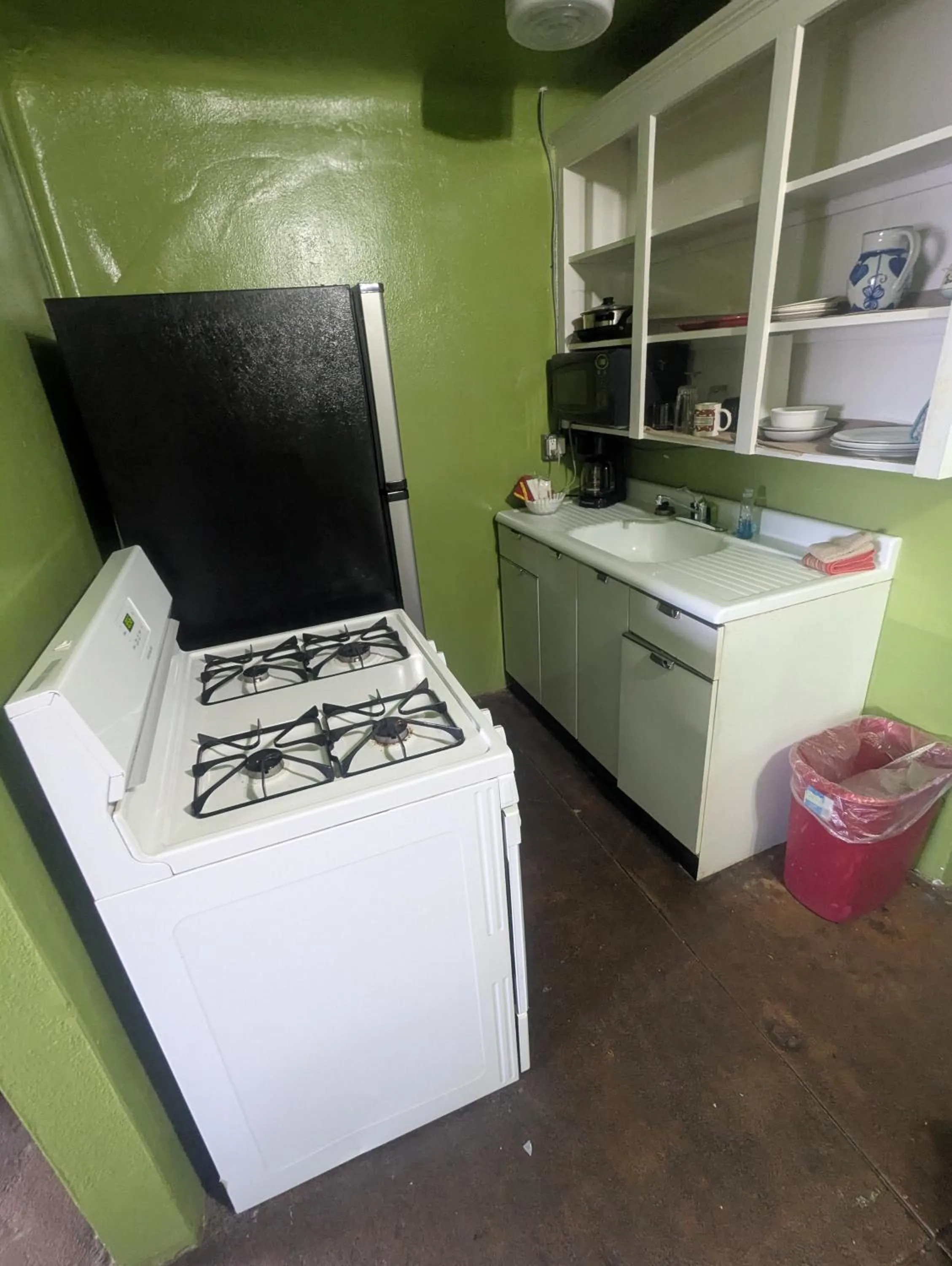 Kitchen or kitchenette in Pelican Spa