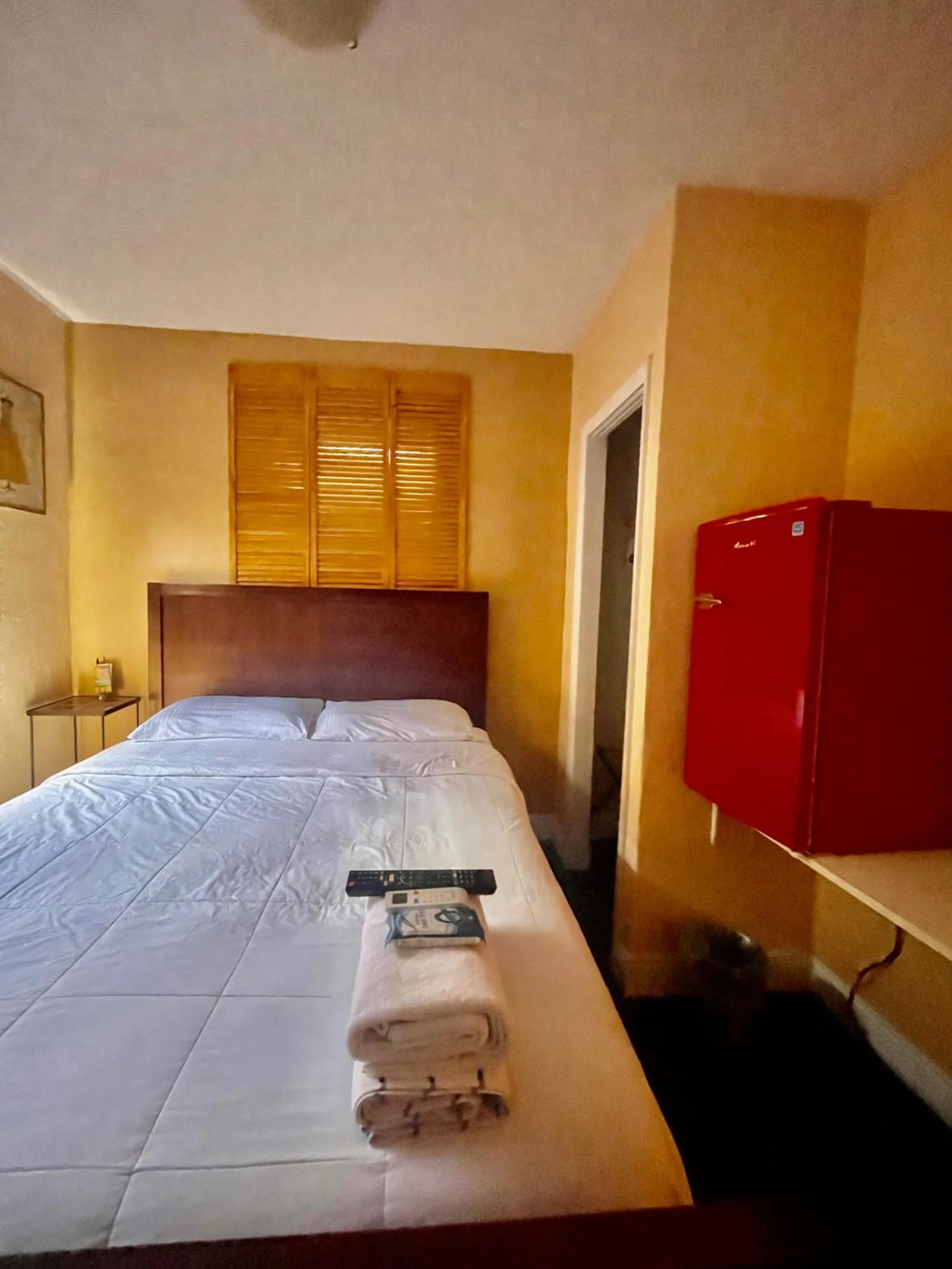 Photo of the whole room, Bed in Habitación Céntrica calle 8 Miami