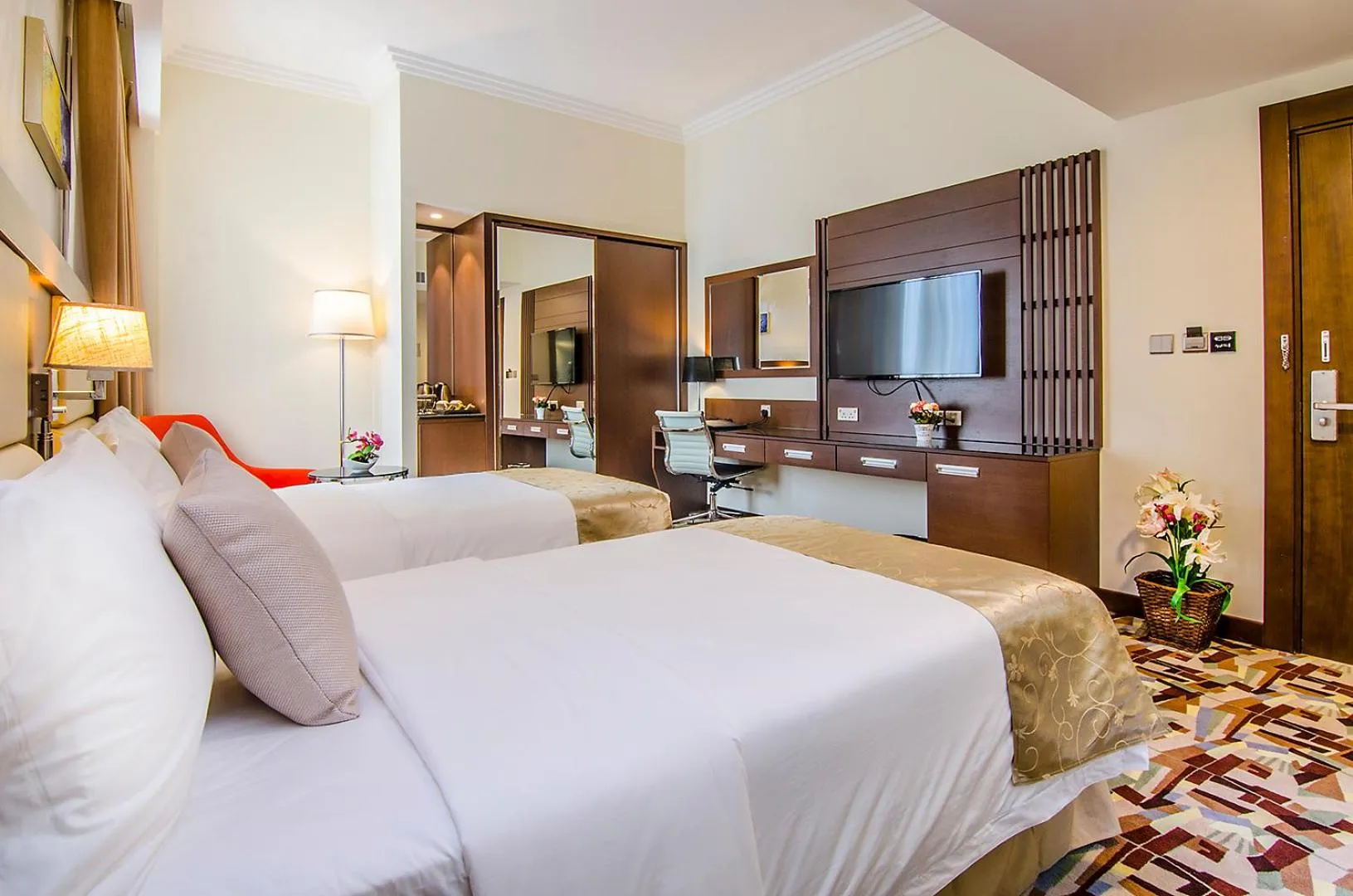 Photo of the whole room, Bed in Al Murooj Grand Hotel