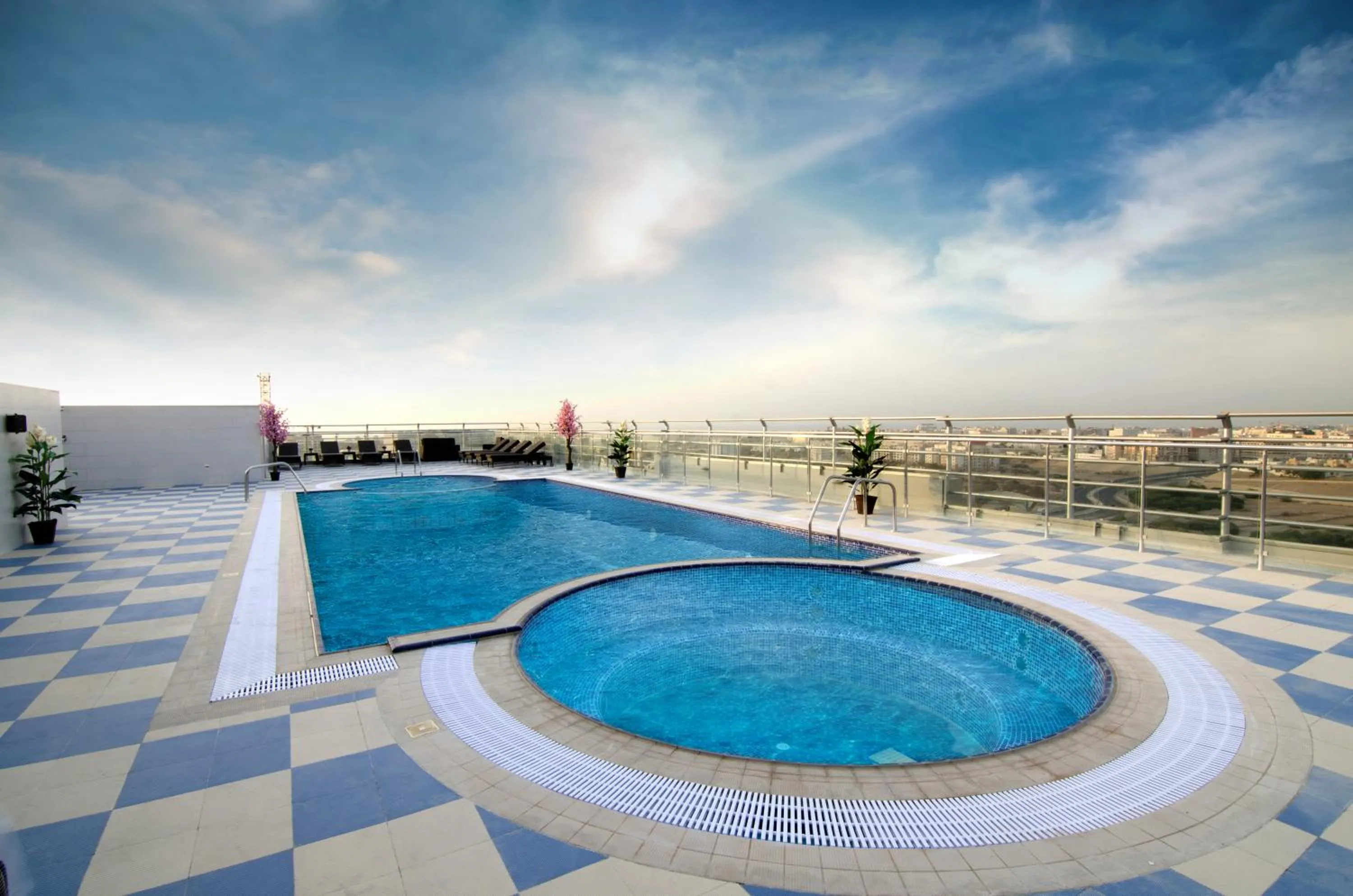  in Al Murooj Grand Hotel