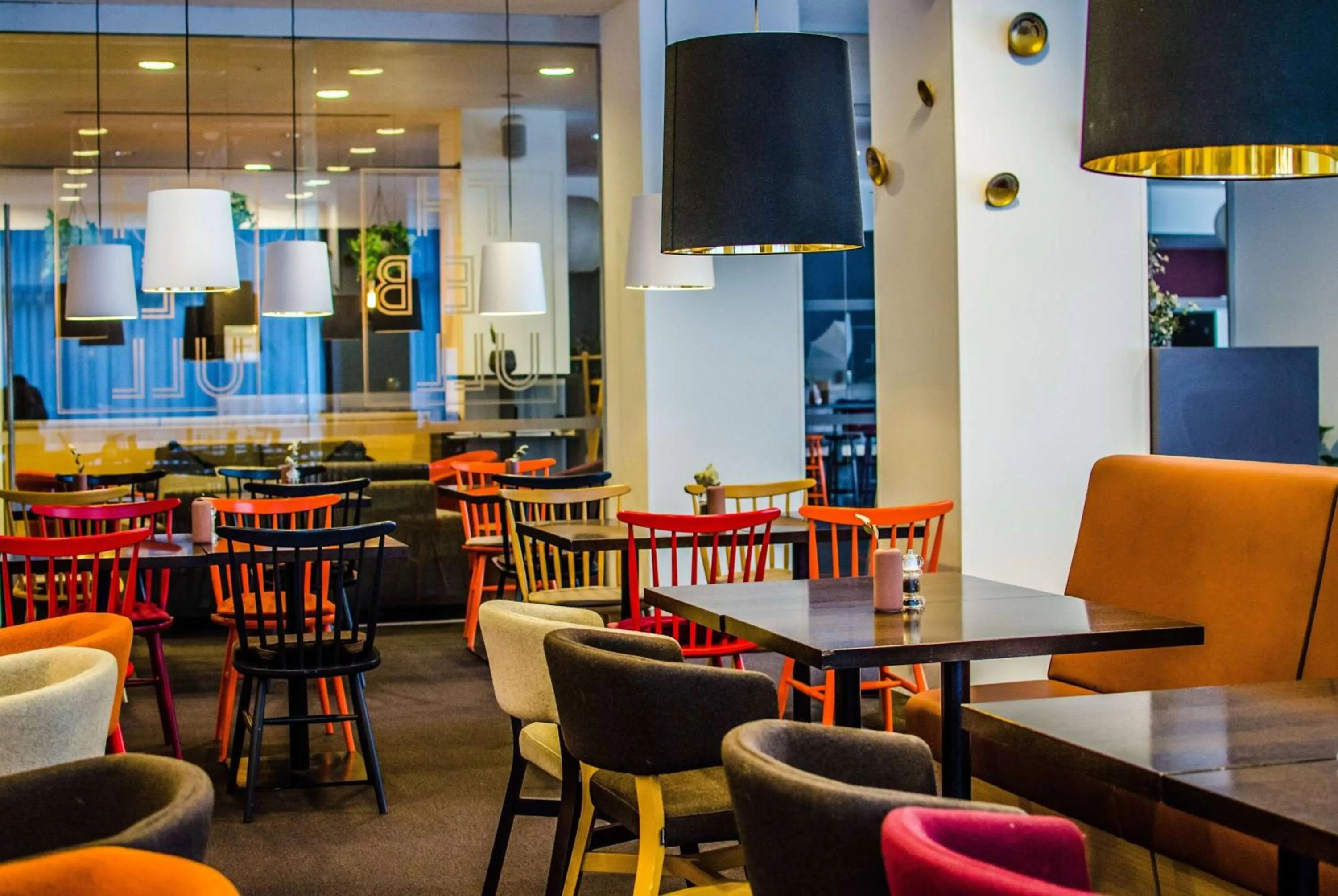 Restaurant/places to eat in Vienna House Easy by Wyndham Bucharest Airport