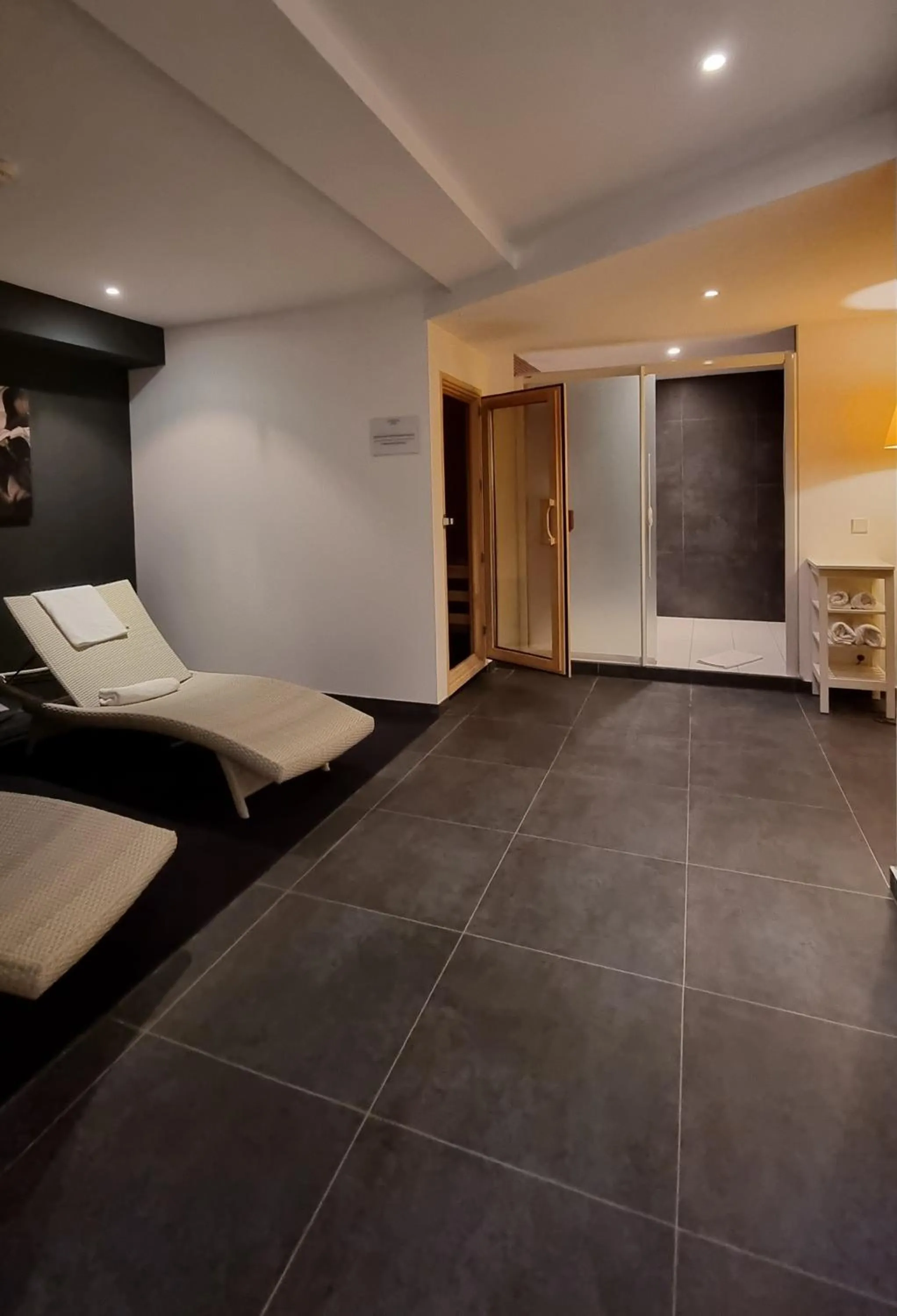 Sauna, Bed in Vienna House Easy by Wyndham Bucharest Airport