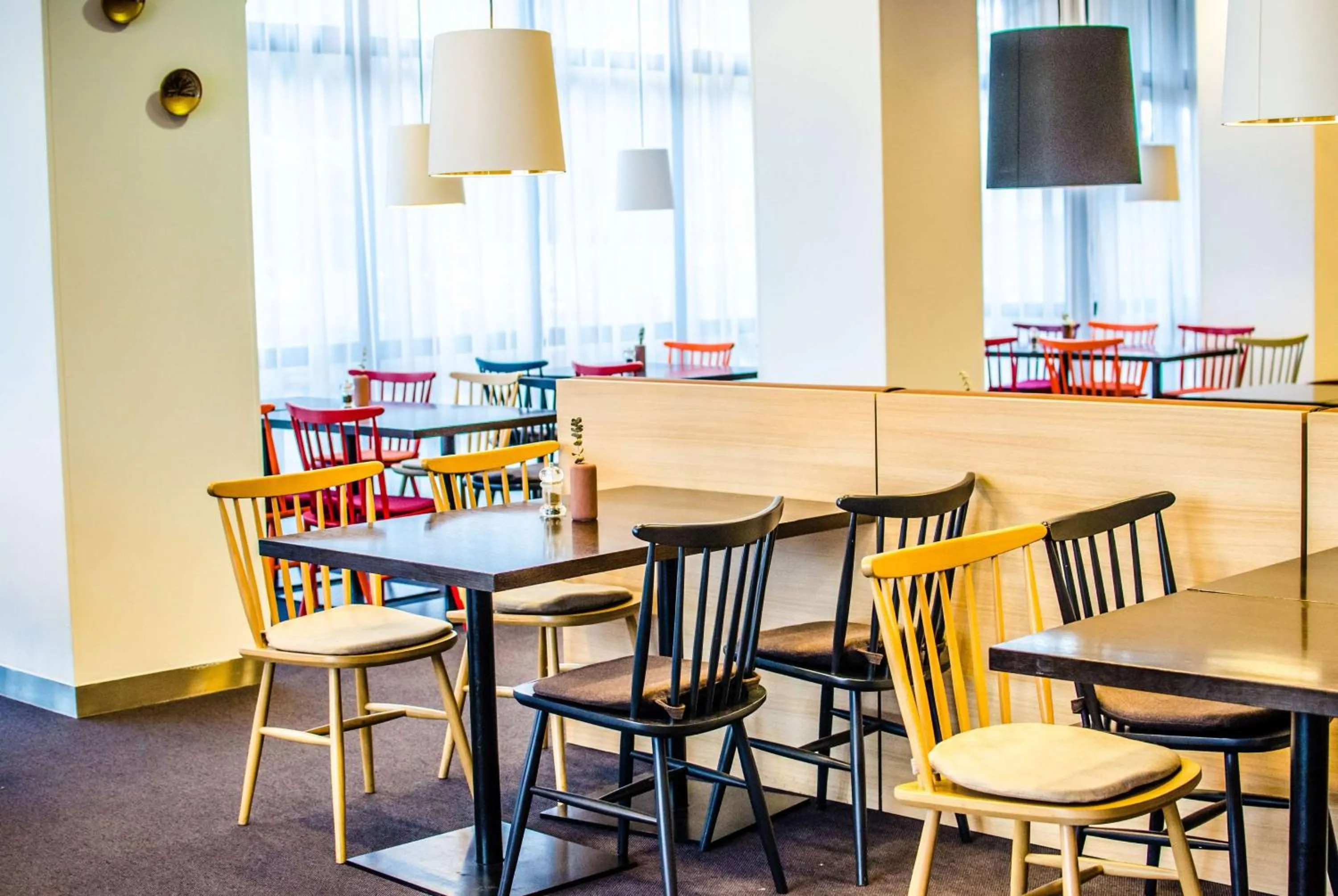 Restaurant/places to eat in Vienna House Easy by Wyndham Bucharest Airport