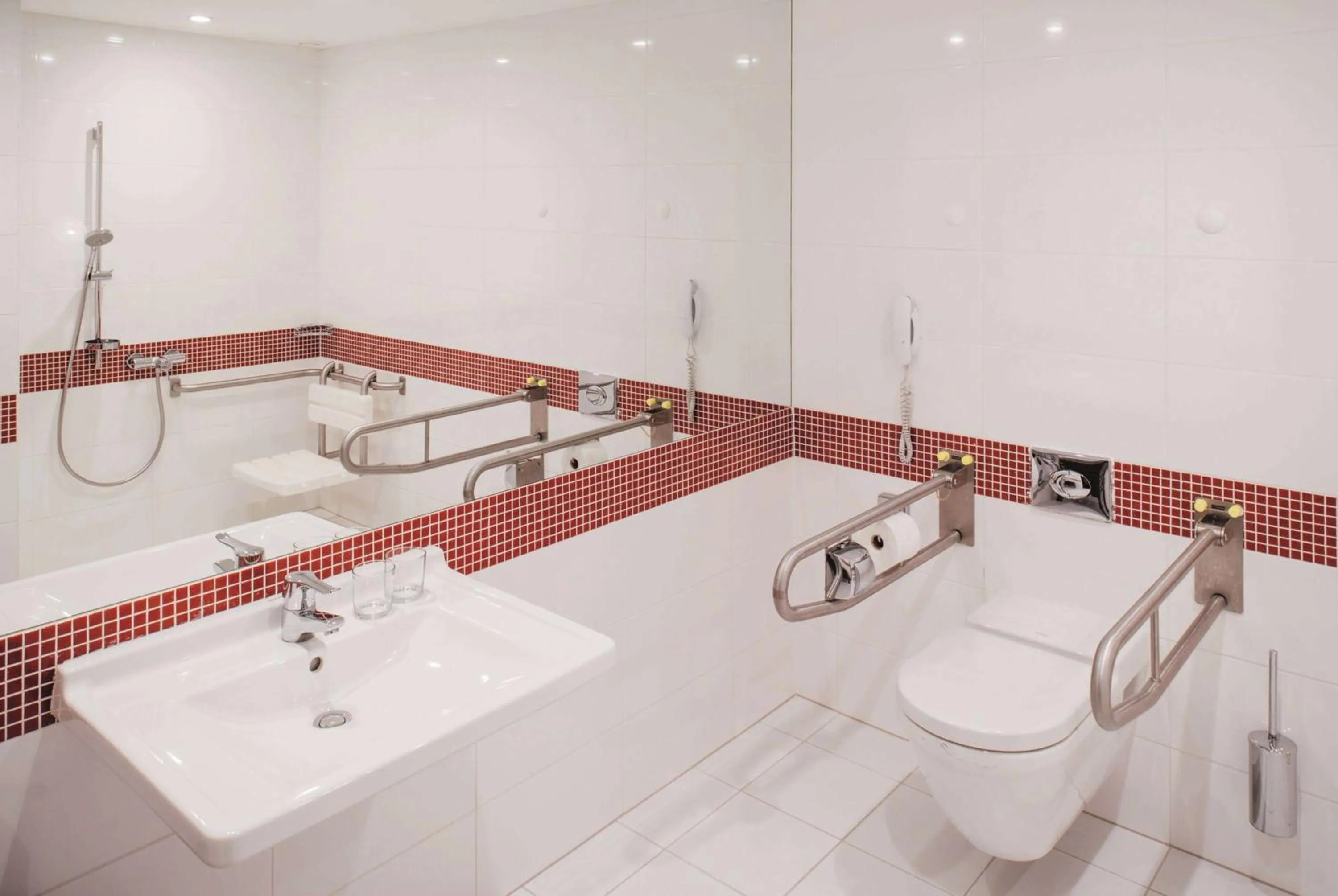 TV and multimedia in Vienna House Easy by Wyndham Bucharest Airport