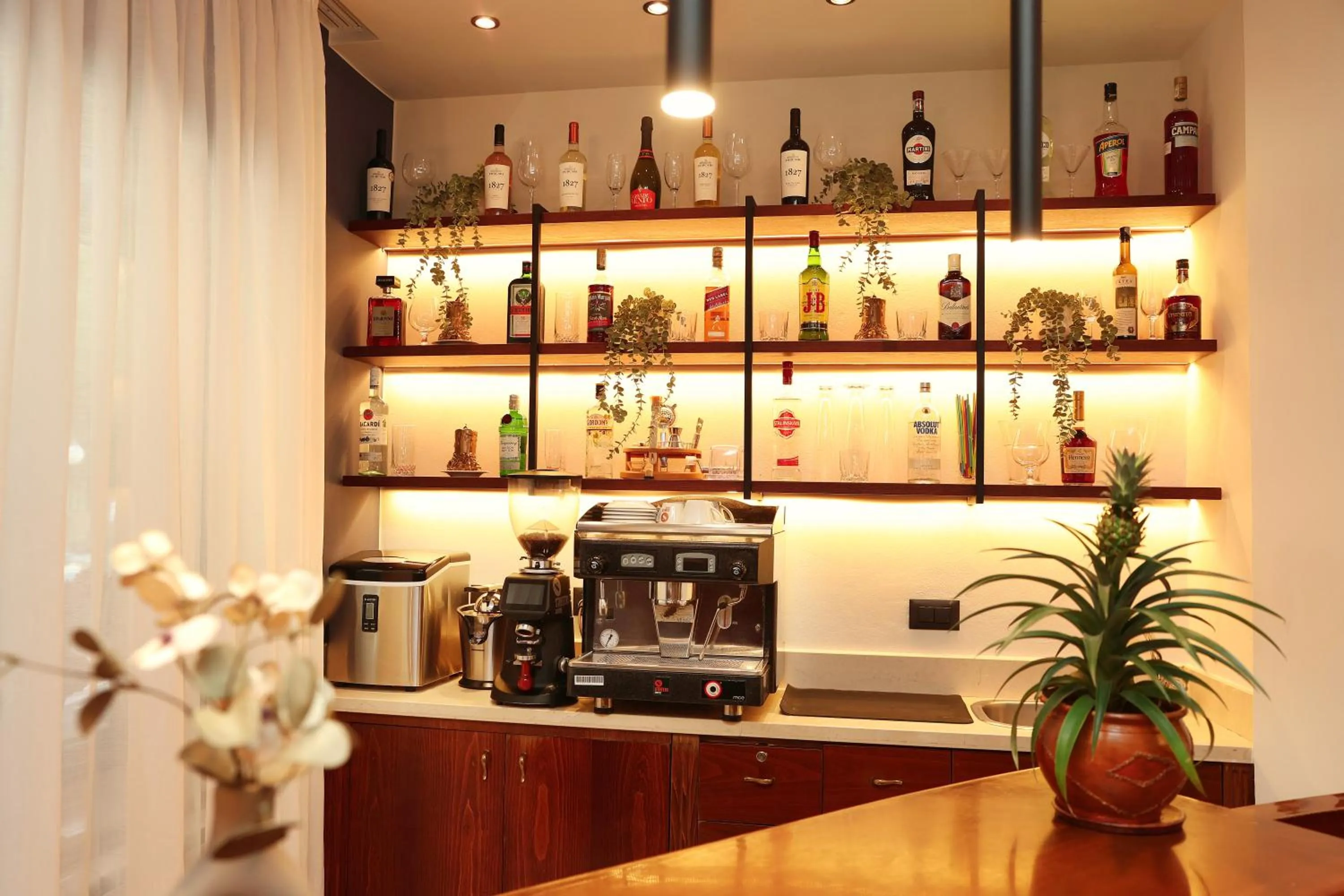 Lounge or bar in Zeus Essence Bucharest Opera