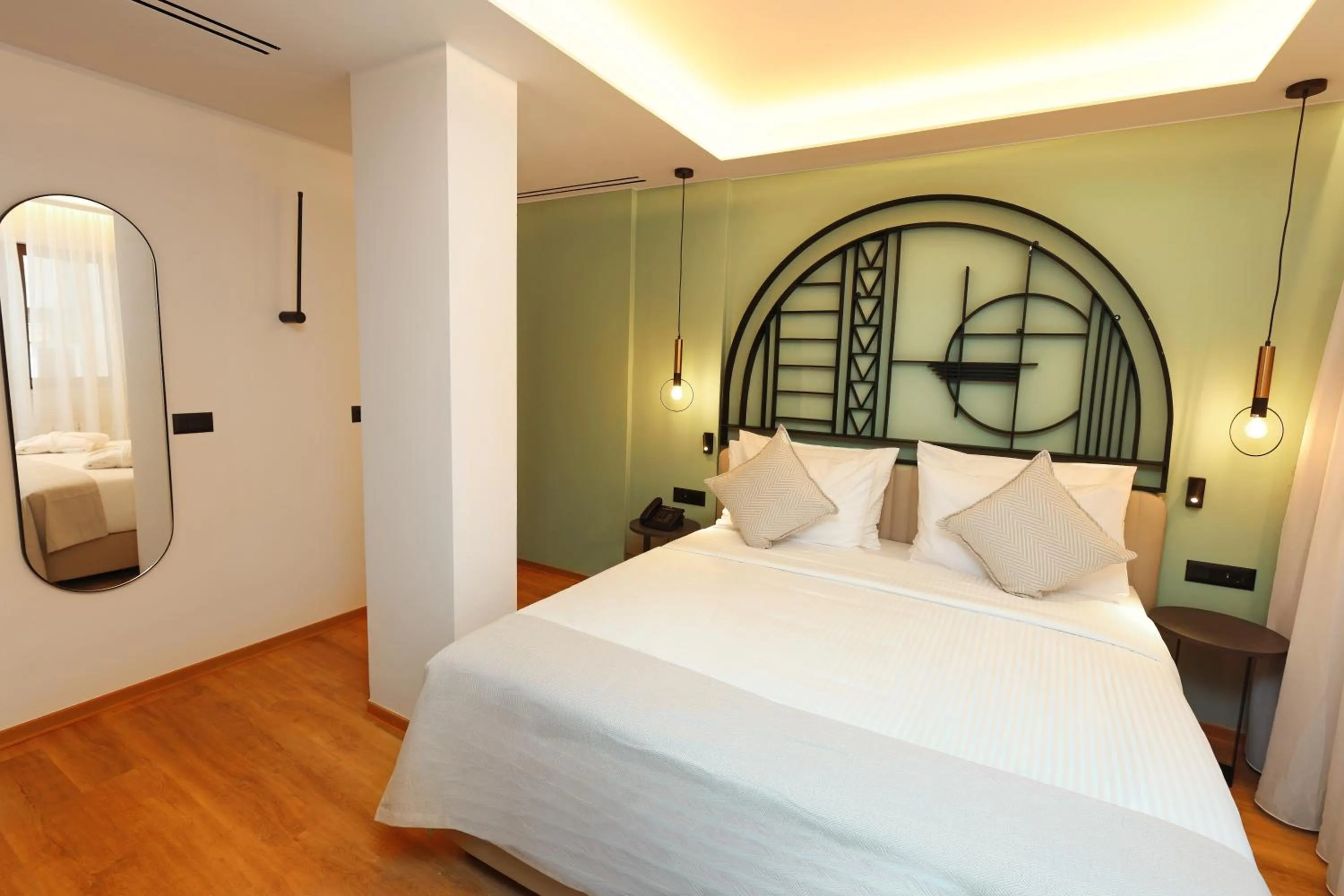 Bed in Zeus Essence Bucharest Opera