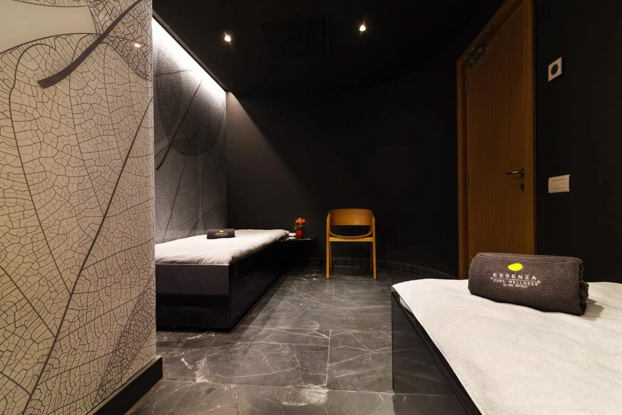 Fitness centre/facilities, Bed in Crowne Plaza Bucharest by IHG