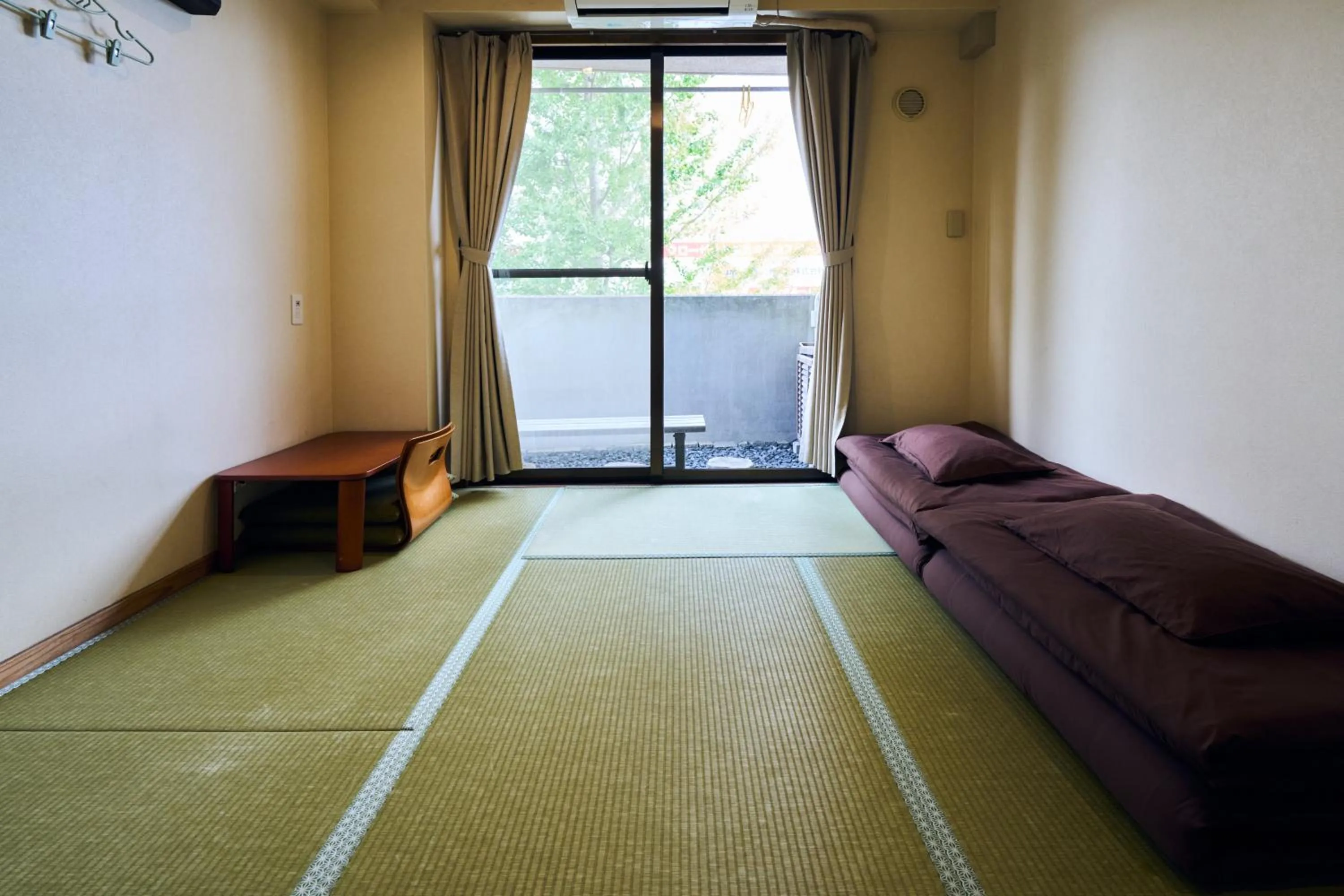 Photo of the whole room in Green Guesthouse