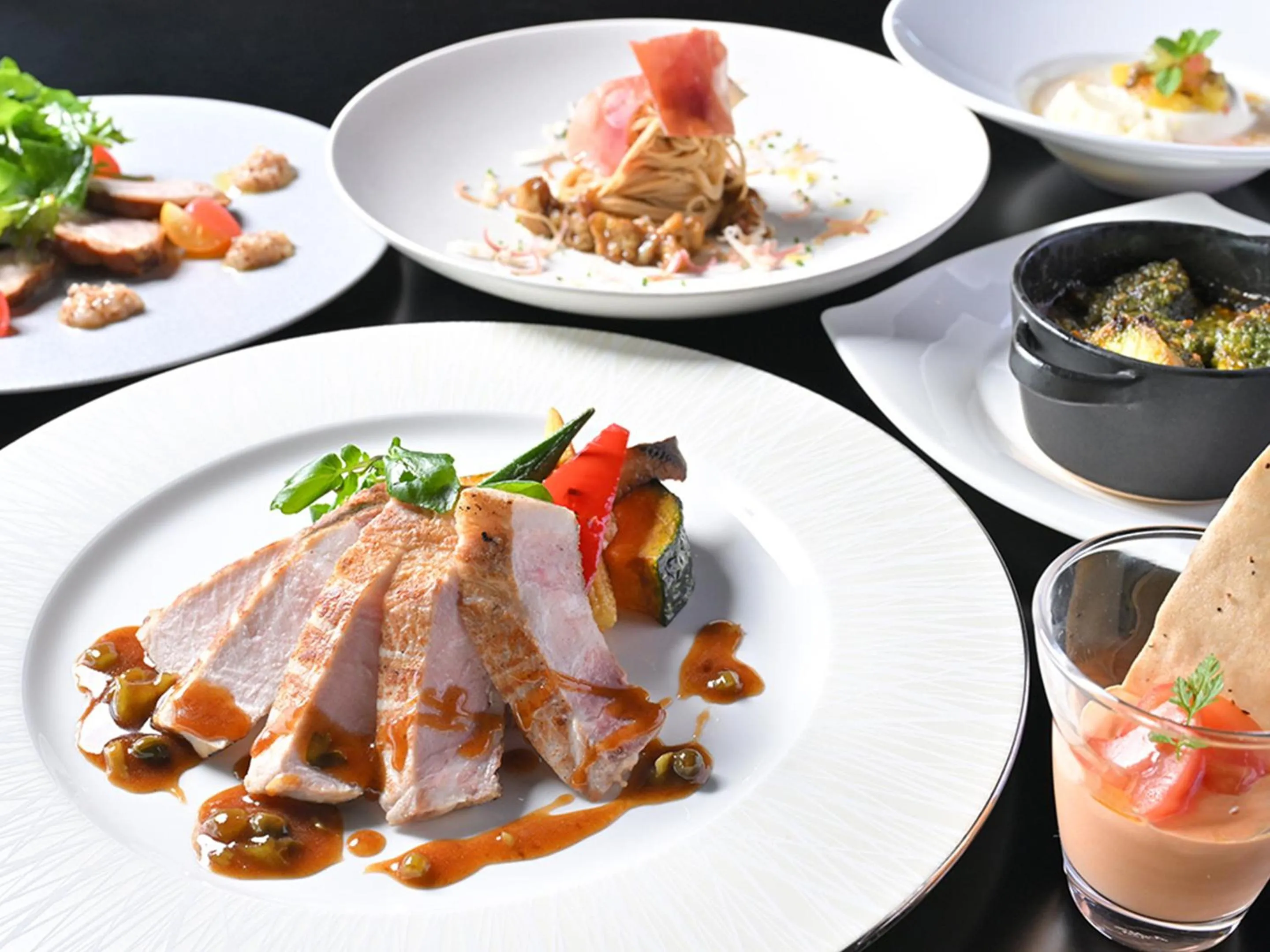 Restaurant/places to eat in Kobe Port Tower Hotel