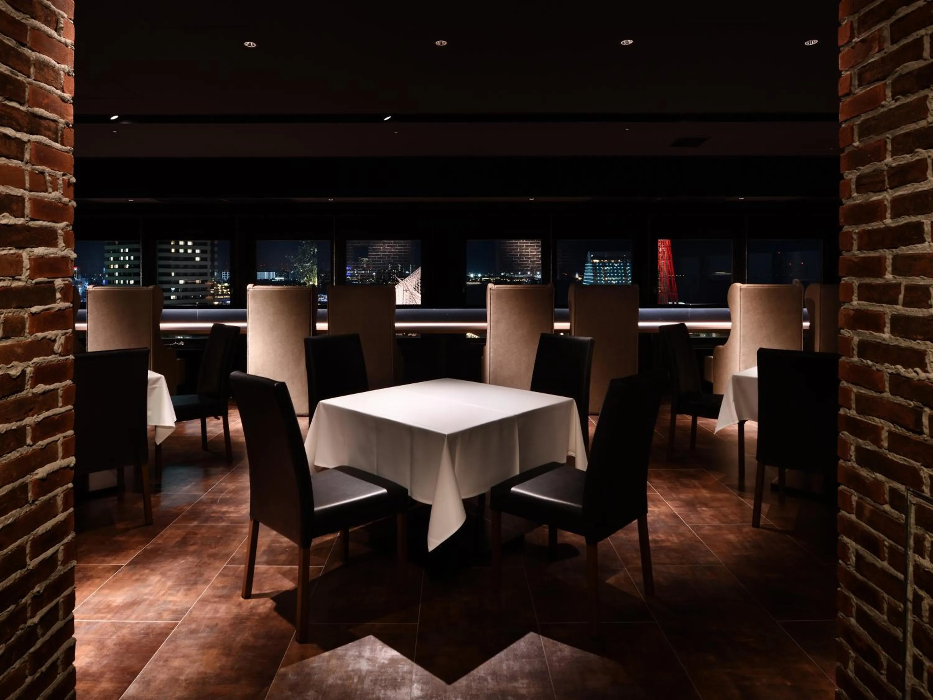 Restaurant/places to eat in Kobe Port Tower Hotel