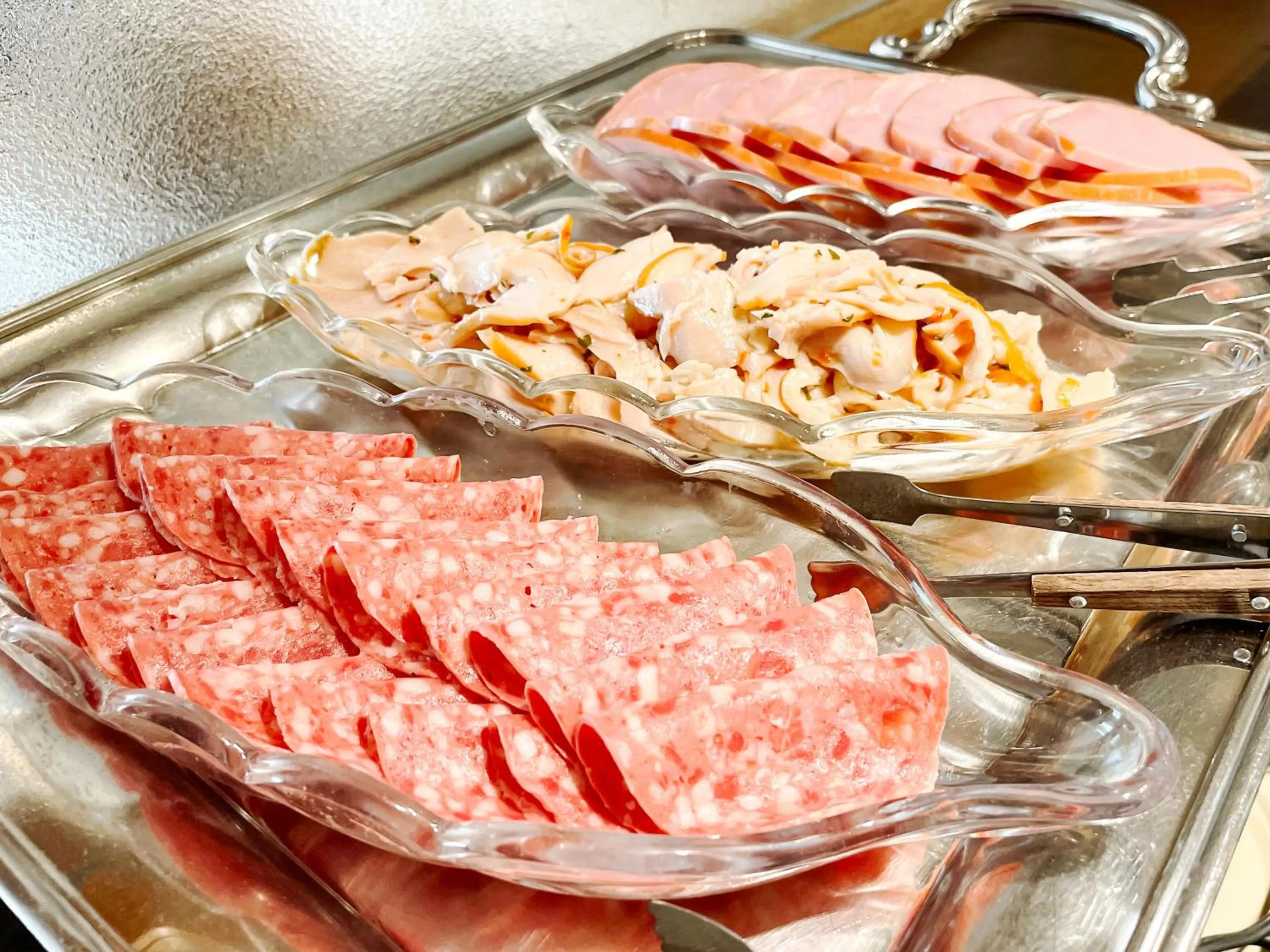 Buffet breakfast in Kobe Port Tower Hotel