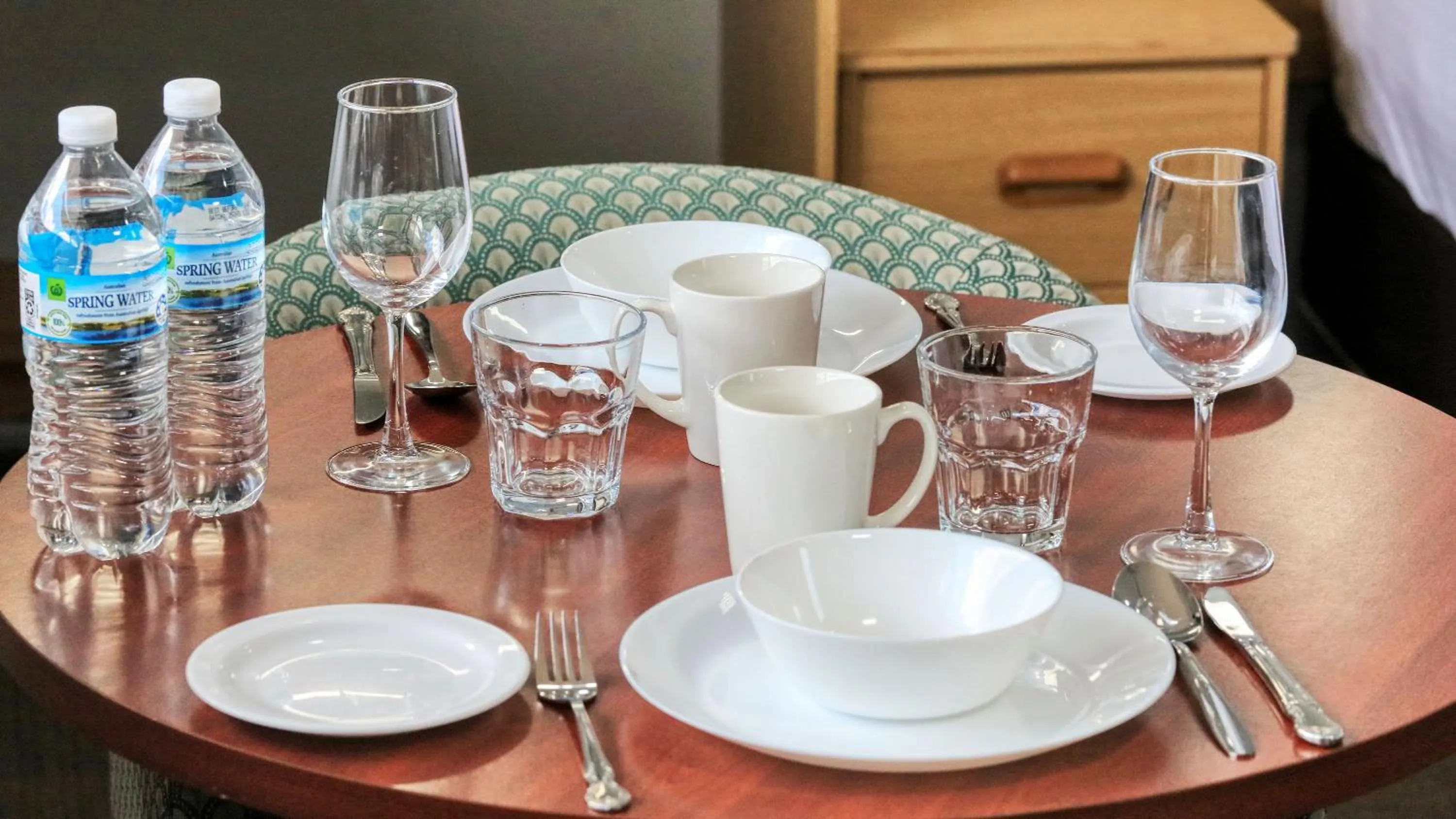 Dining area in Moonraker Motor Inn