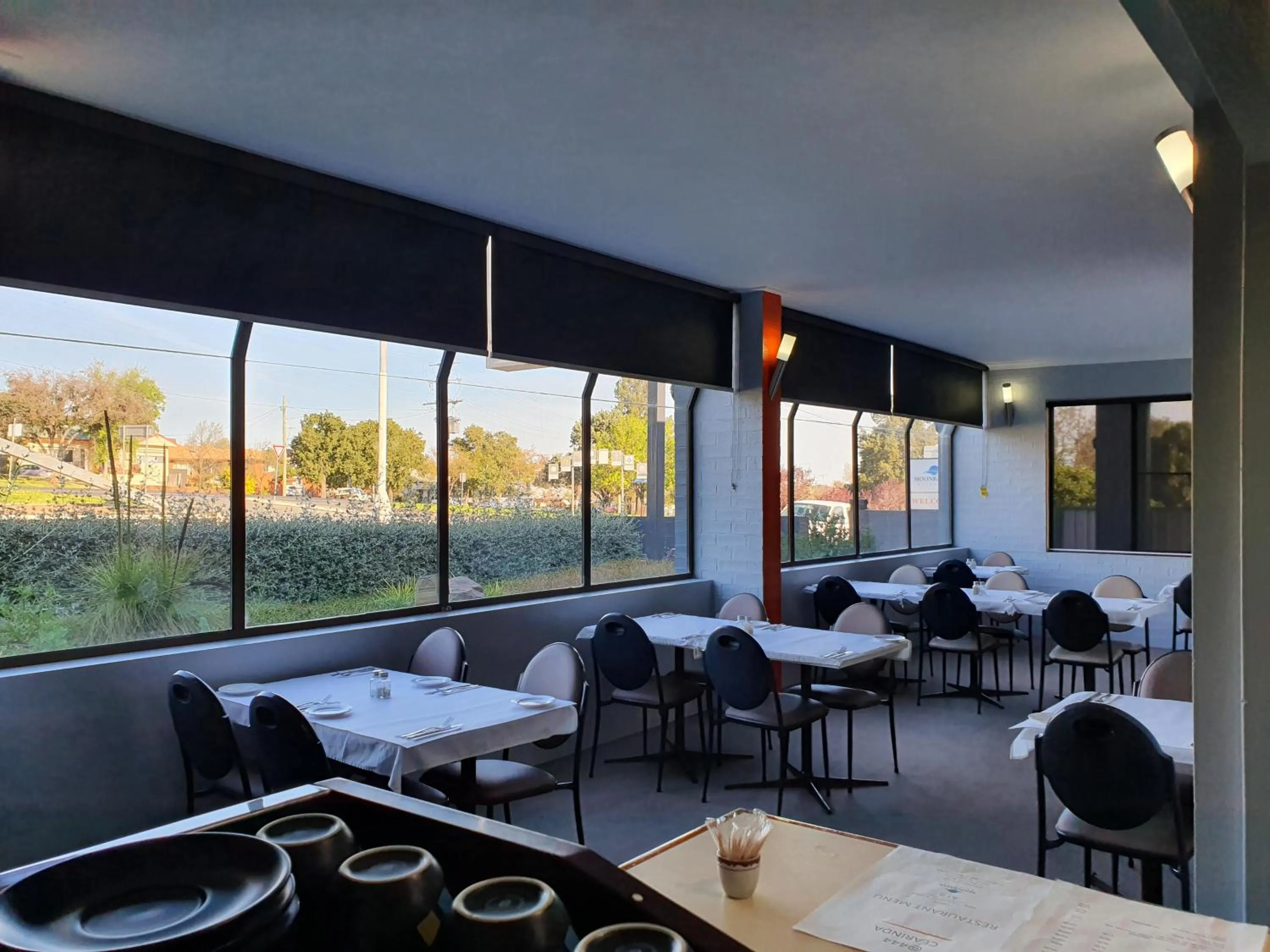 Restaurant/places to eat in Moonraker Motor Inn