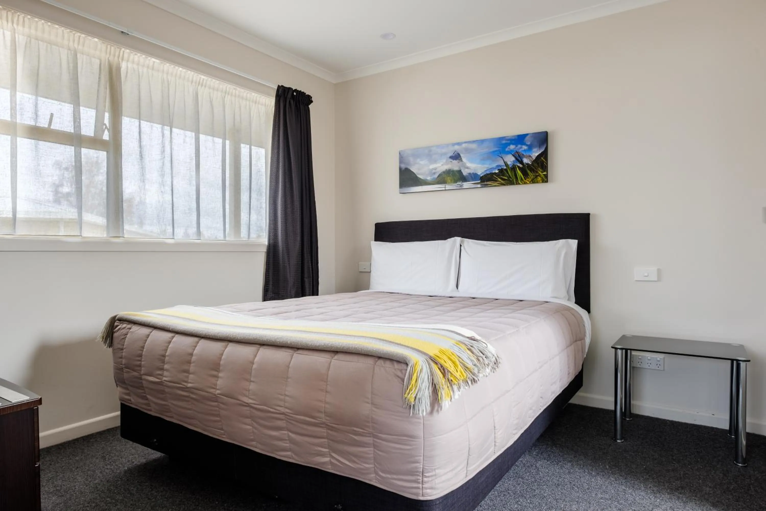 Bed in Esplanade Motels