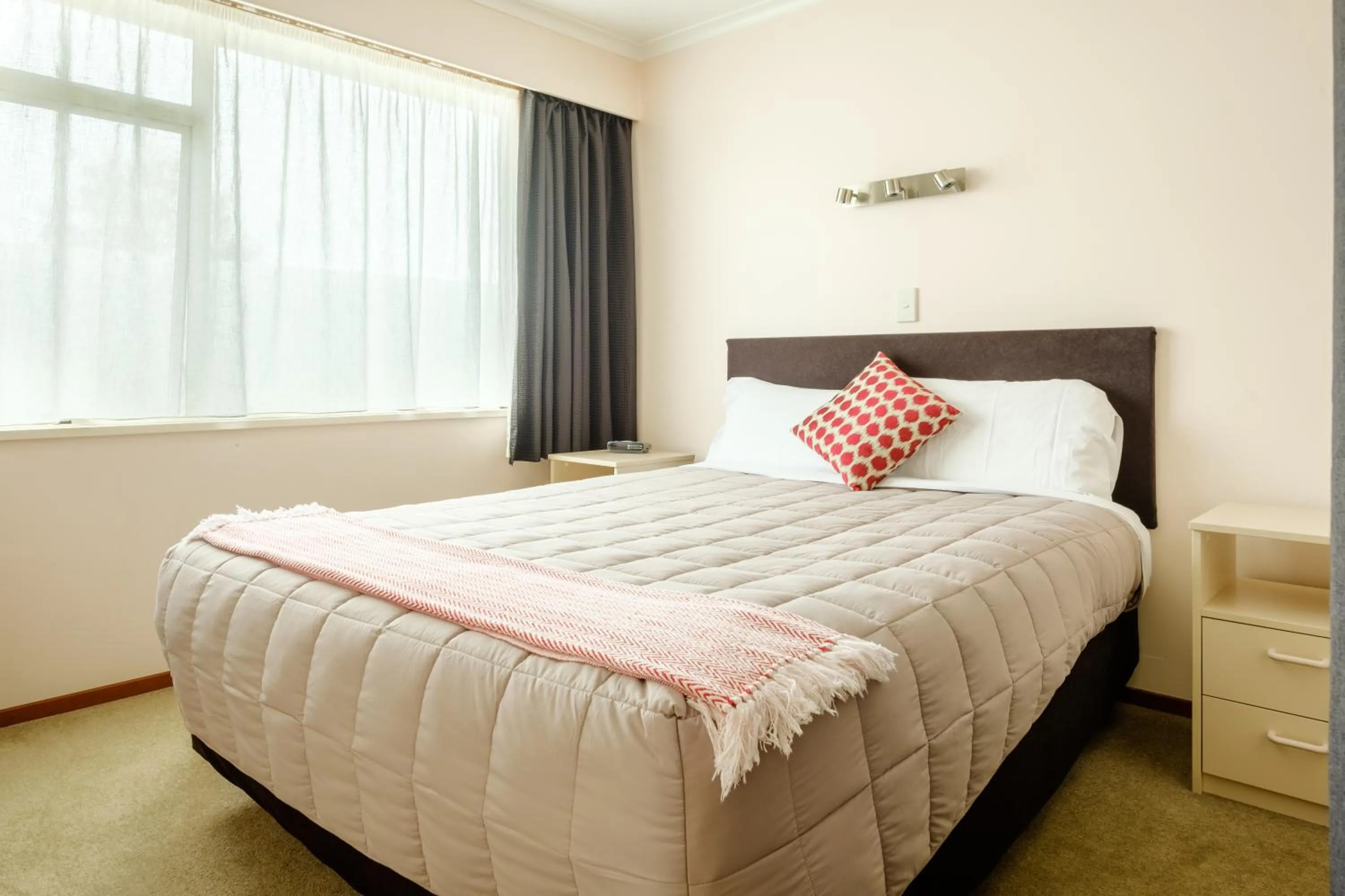 Bed in Esplanade Motels