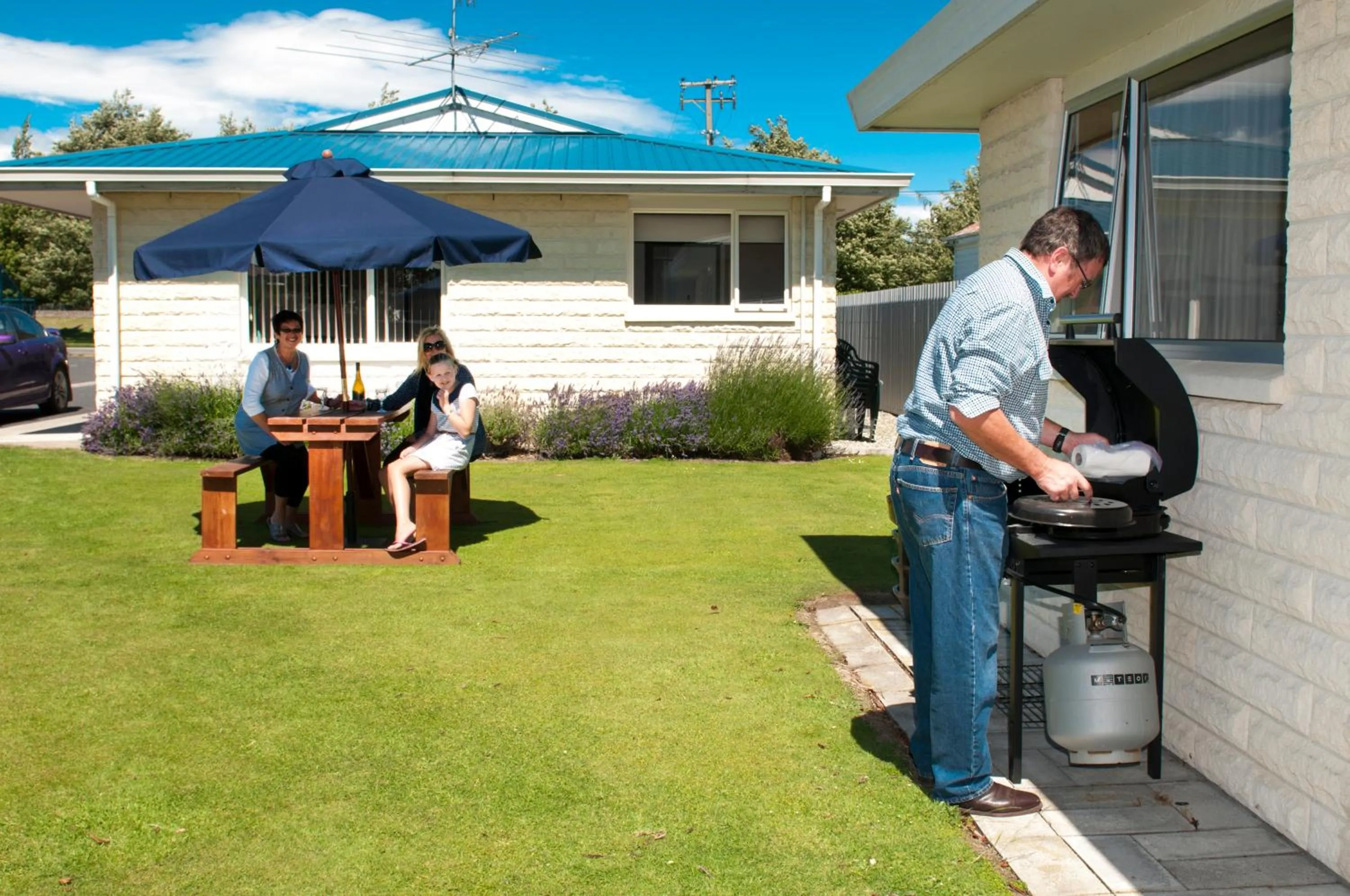BBQ facilities in Esplanade Motels