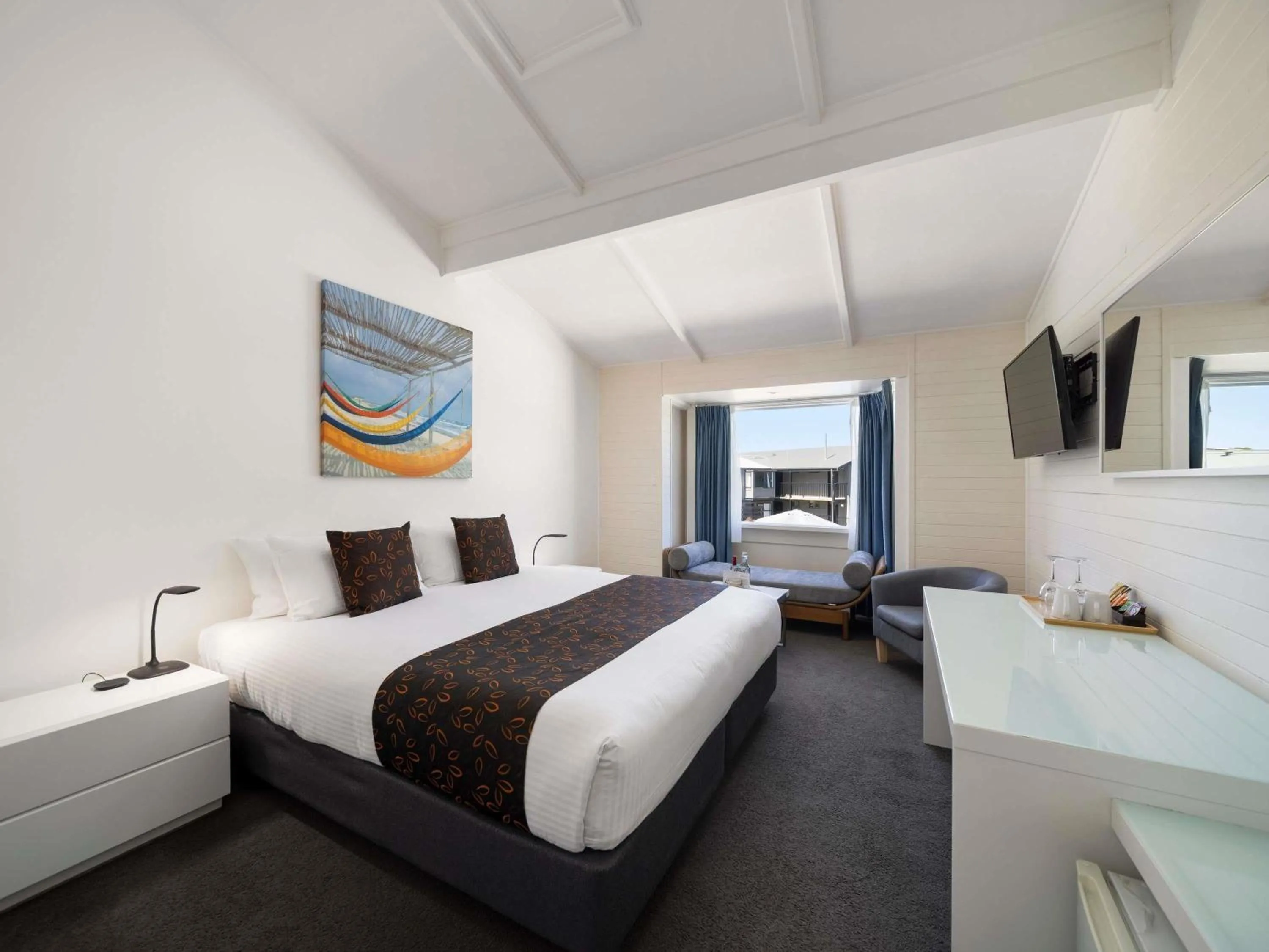 Bedroom, Bed in Mercure Kangaroo Island Lodge