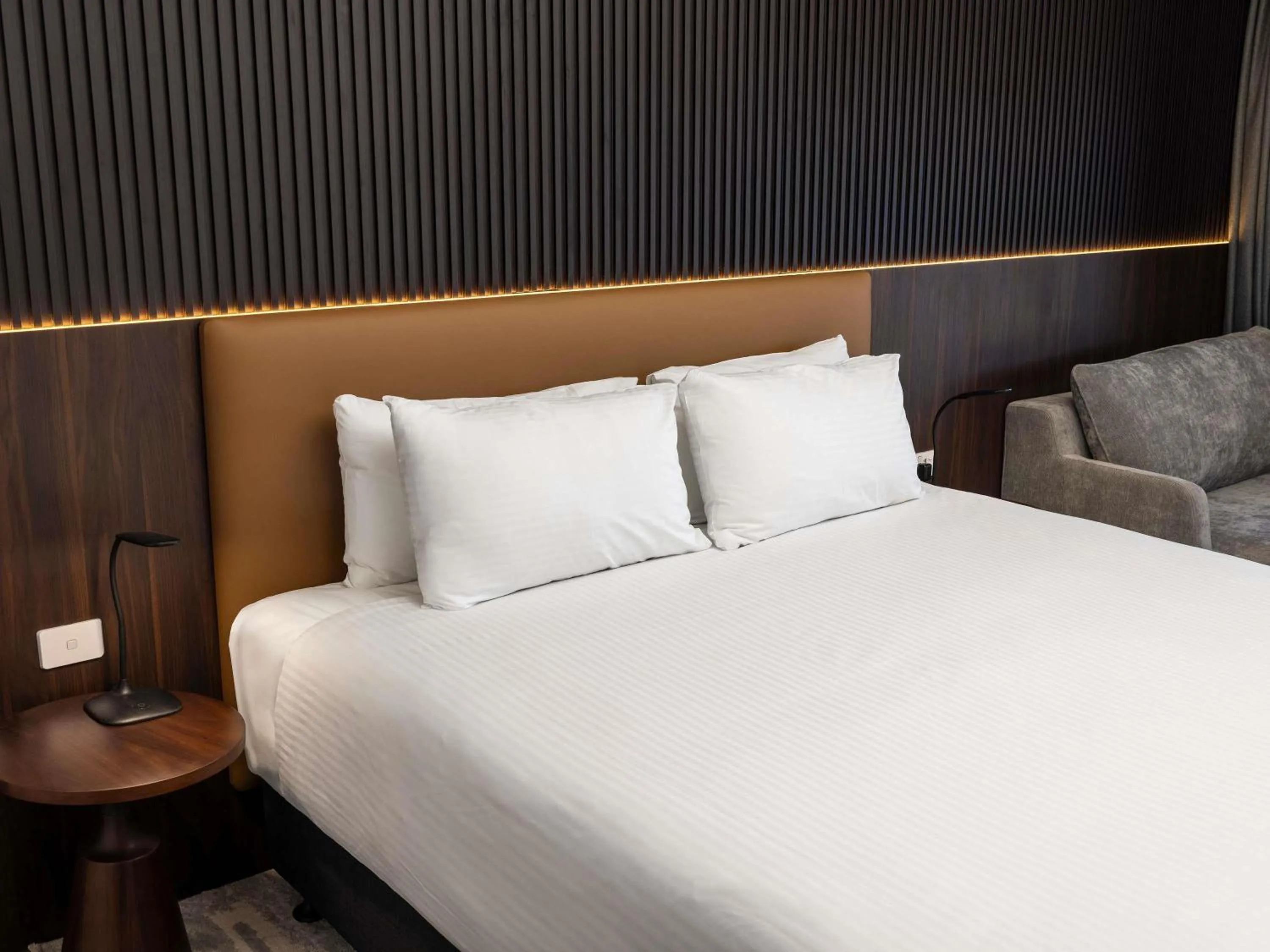 Bedroom, Bed in Mercure Kangaroo Island Lodge