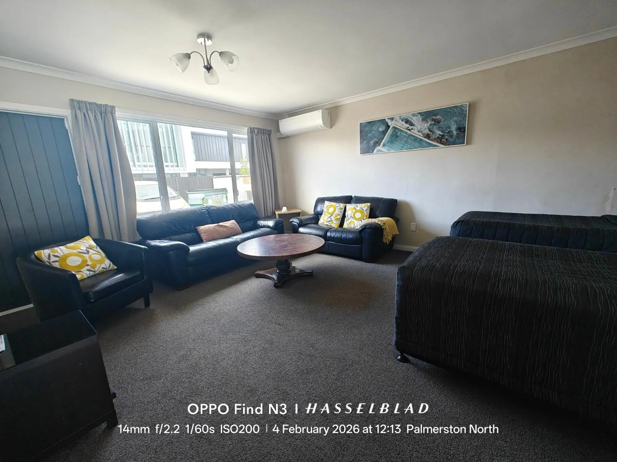 Communal lounge/ TV room in Aztec Motel