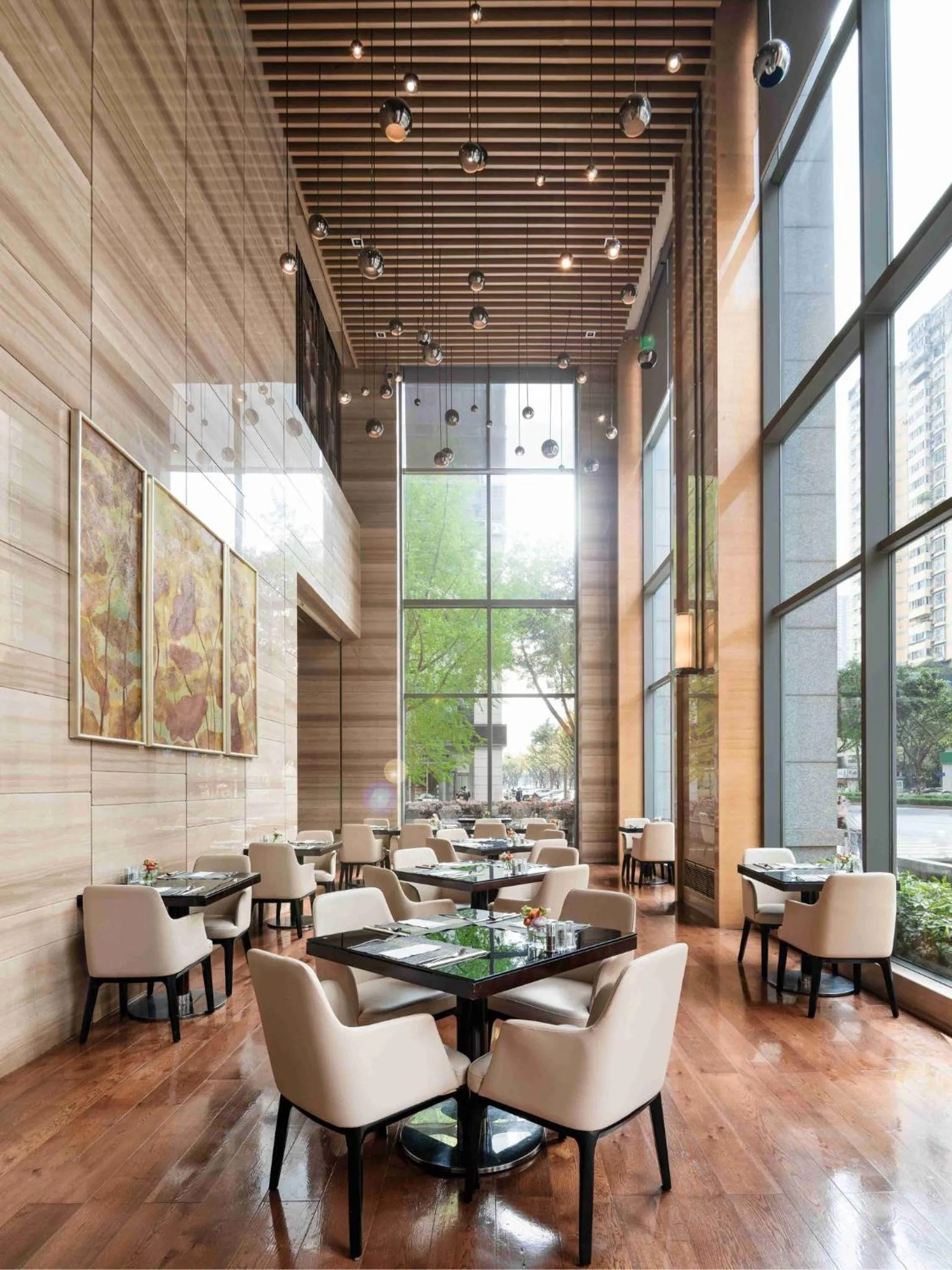 Restaurant/places to eat in Holiday Inn Chengdu Oriental Plaza