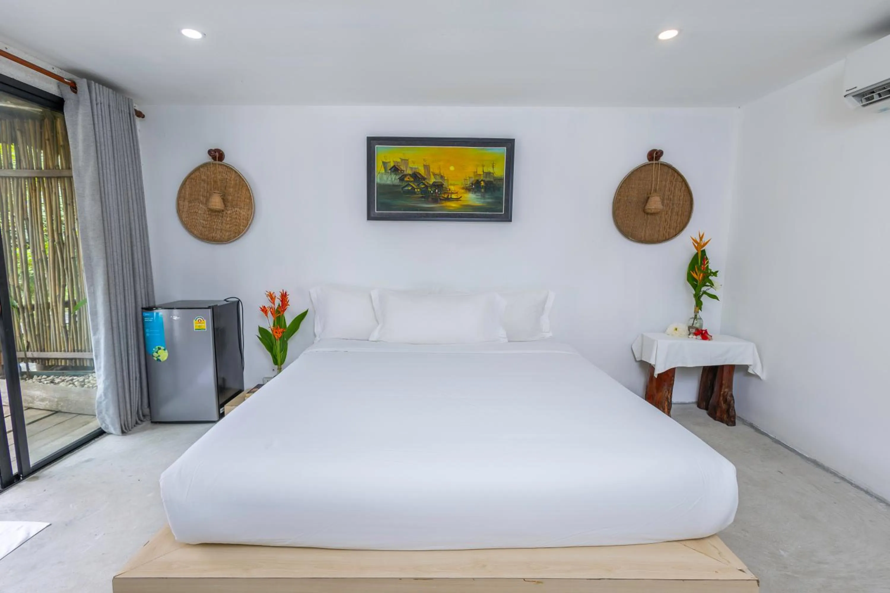 Bed in Long Beach Resort Koh Rong