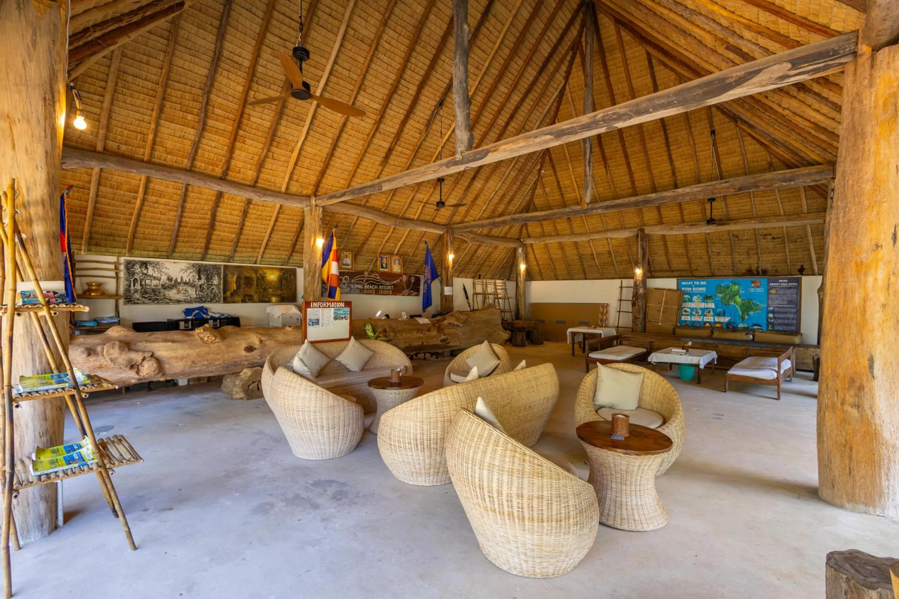 Lobby or reception in Long Beach Resort Koh Rong