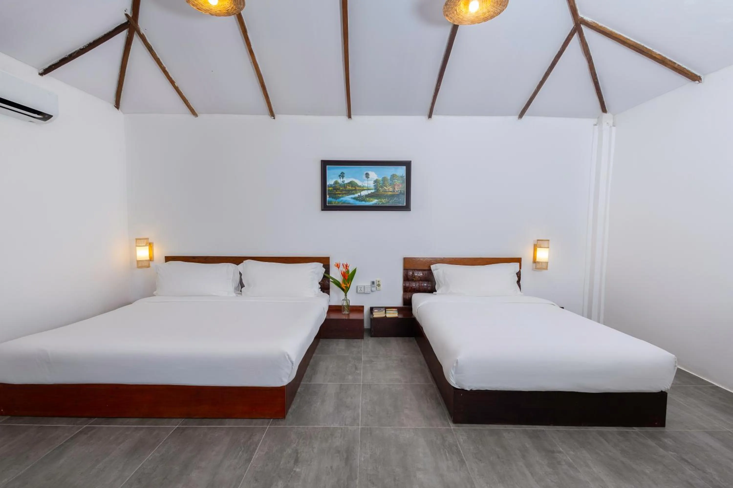 Bed in Long Beach Resort Koh Rong