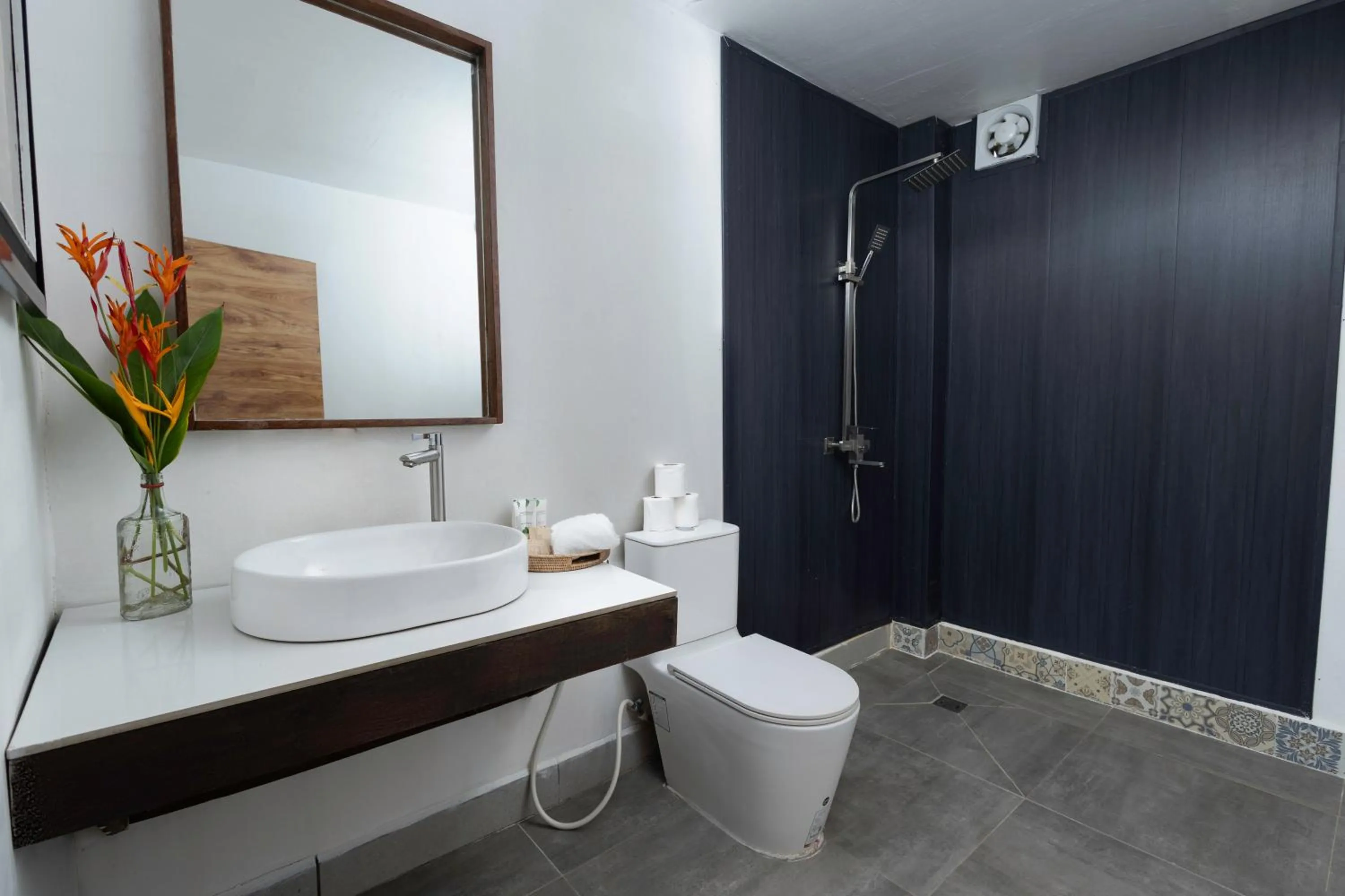 Shower in Long Beach Resort Koh Rong