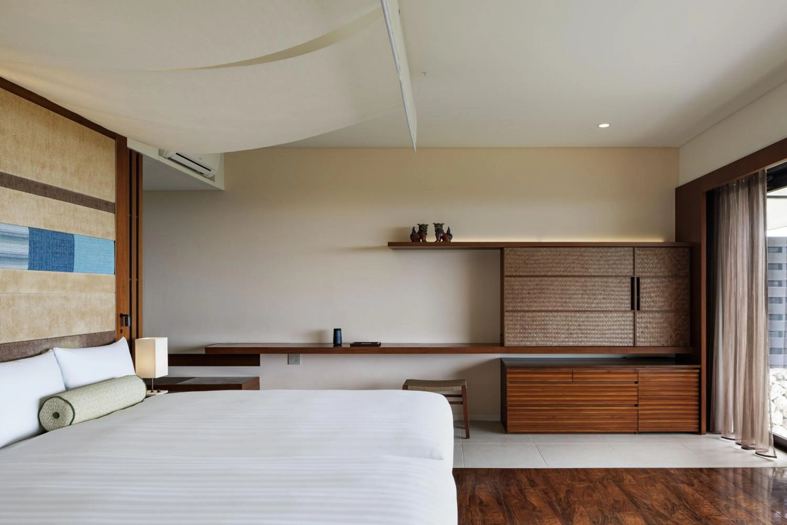 Bedroom, Bed in Haimurubushi