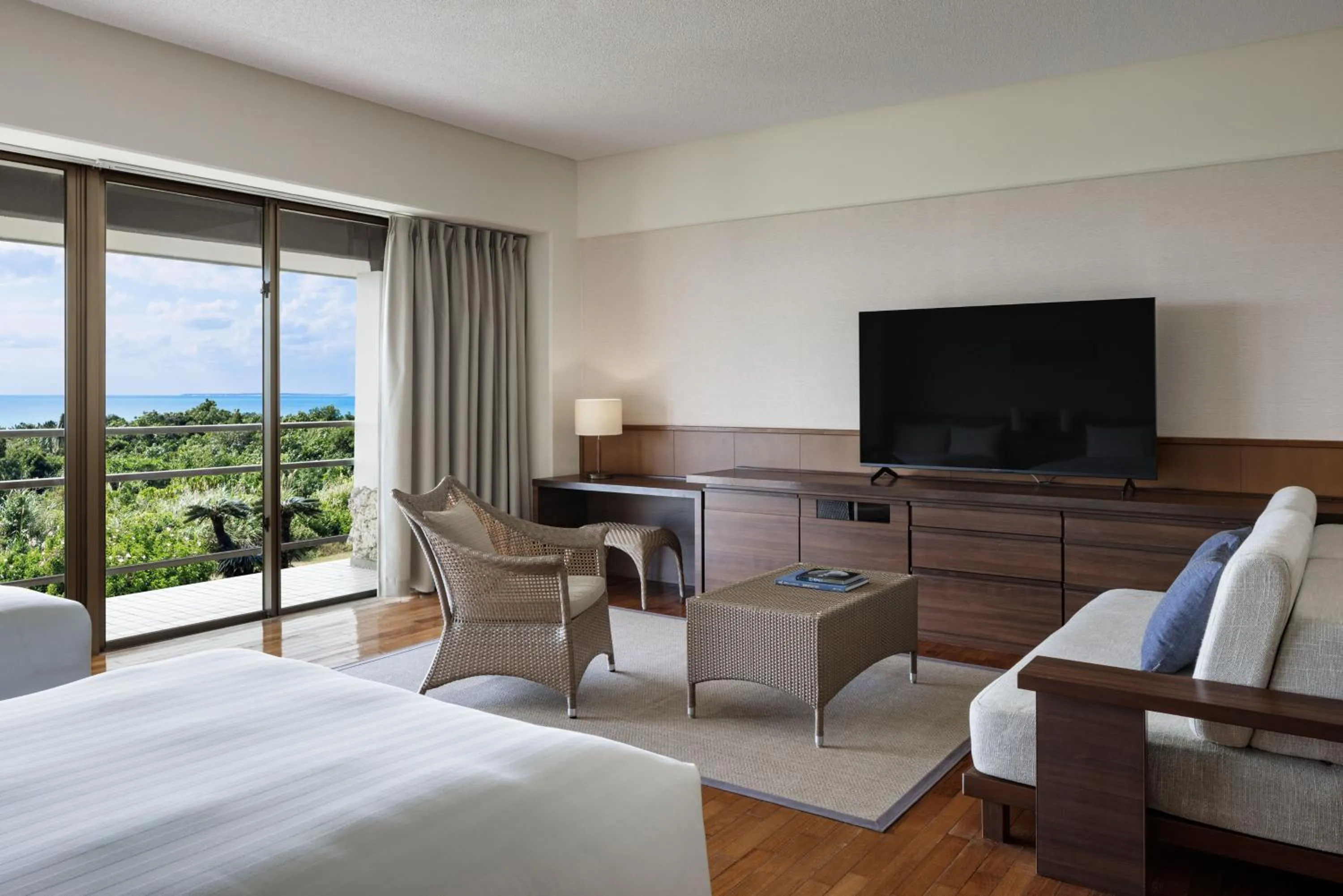 Bedroom, Bed in Haimurubushi