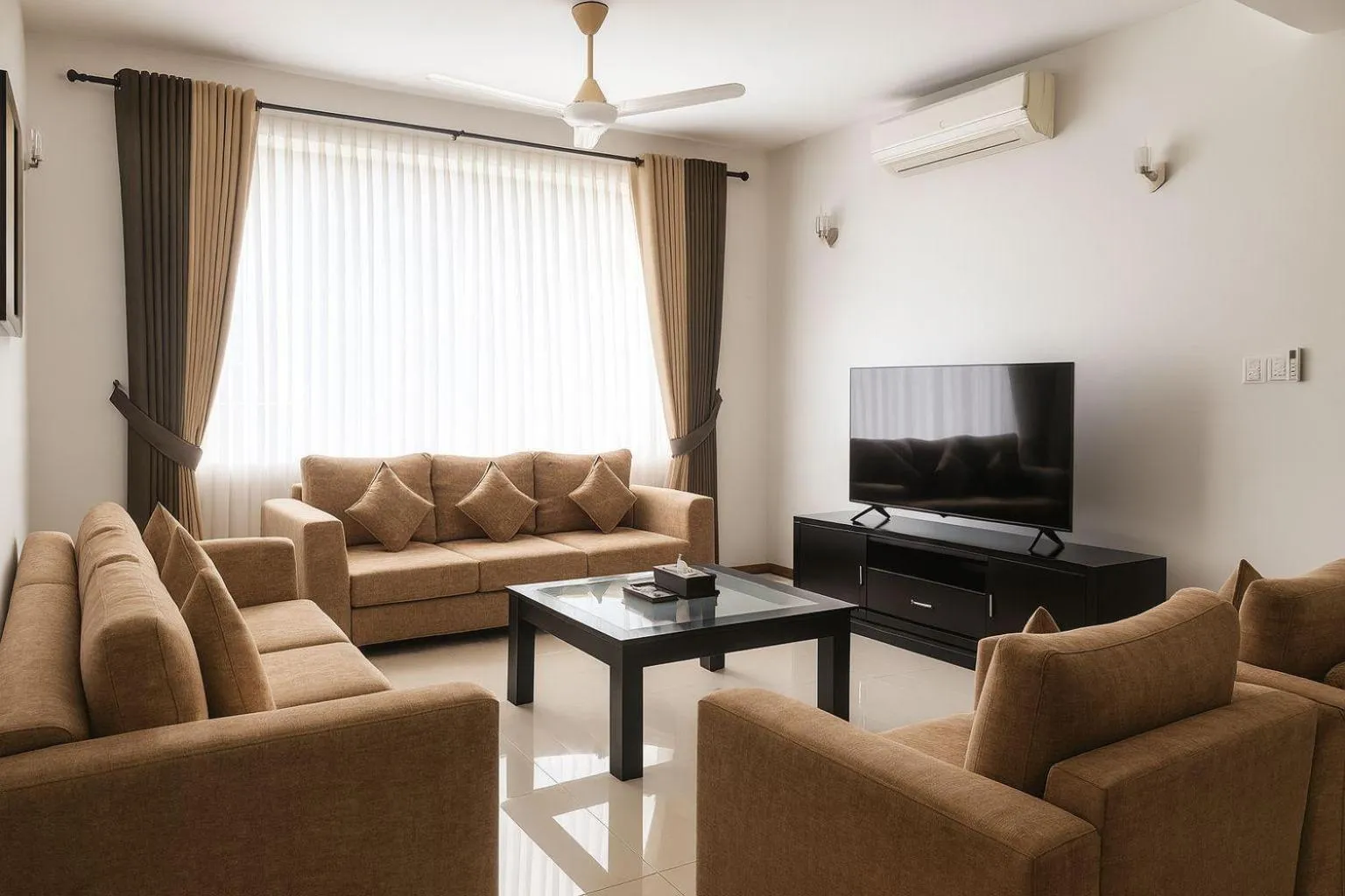 TV and multimedia in Unique Towers Luxury Boutique Suites