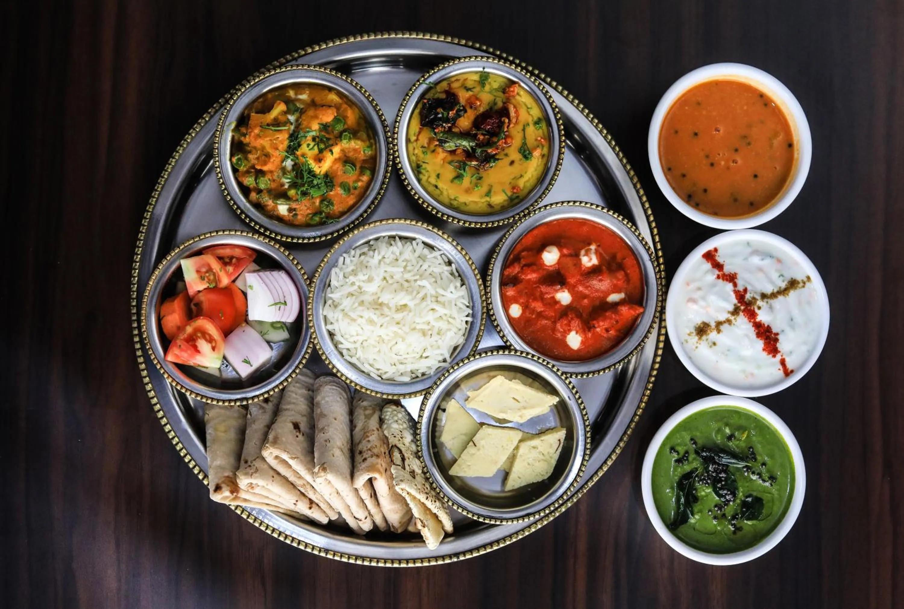 Restaurant/places to eat in Lalco Residency