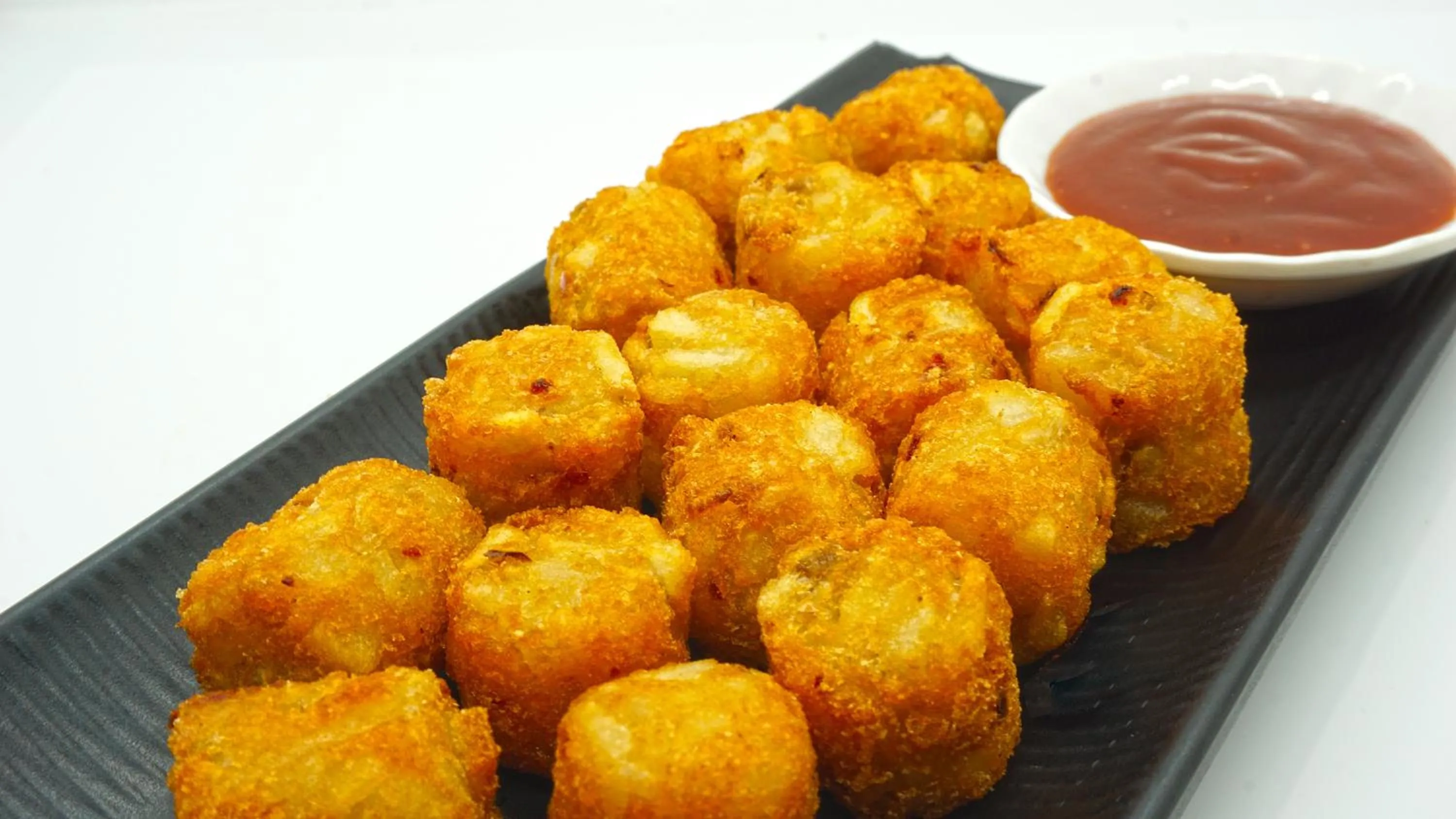 Restaurant/places to eat in Lalco Residency