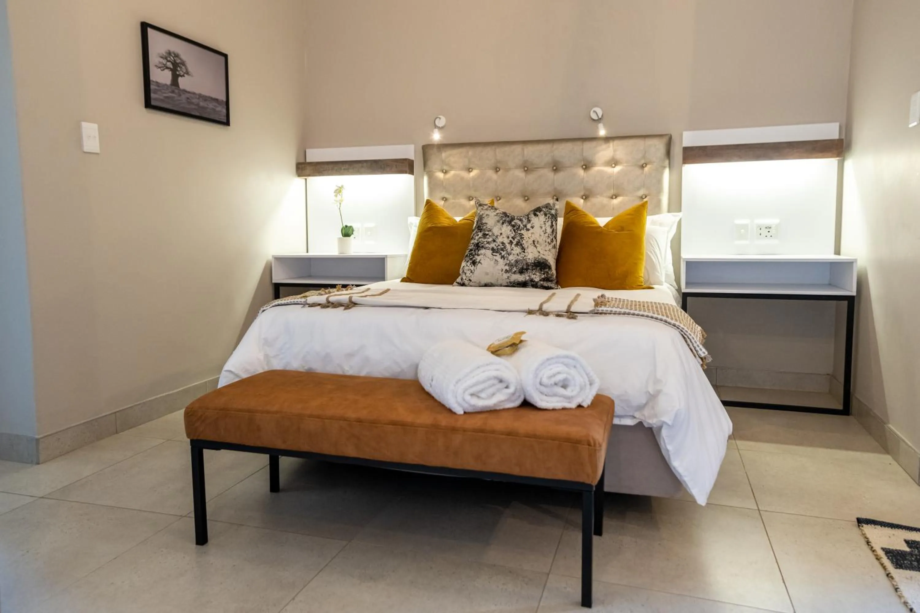 Bed in Summer PALACE Guesthouse