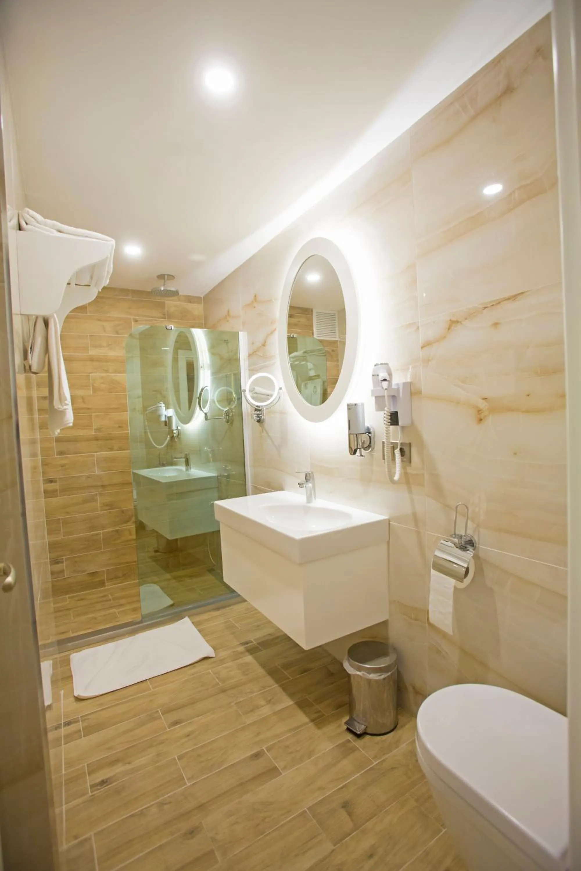 Bathroom in Aktug Elegance Hotel