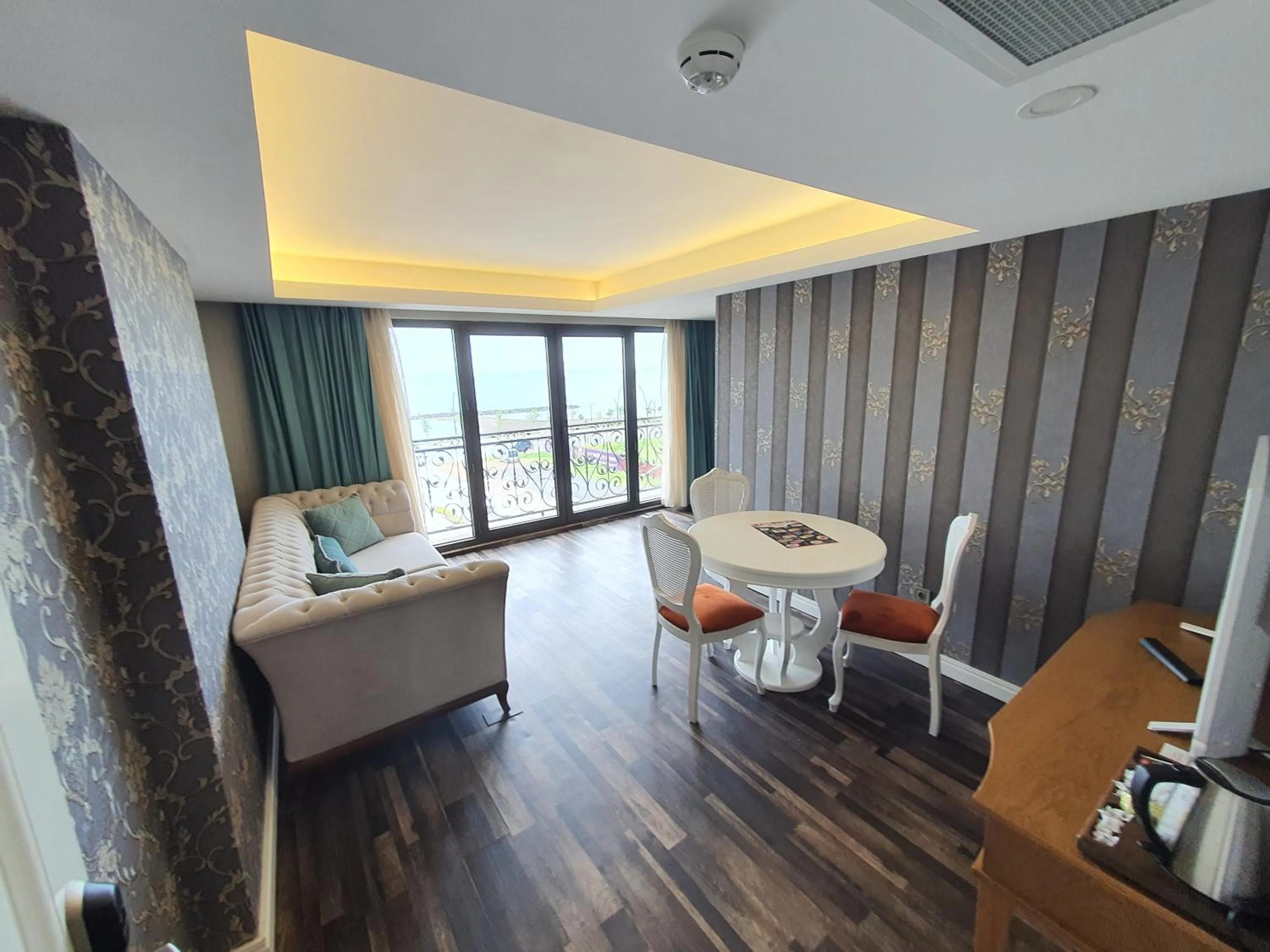 Photo of the whole room in Aktug Elegance Hotel