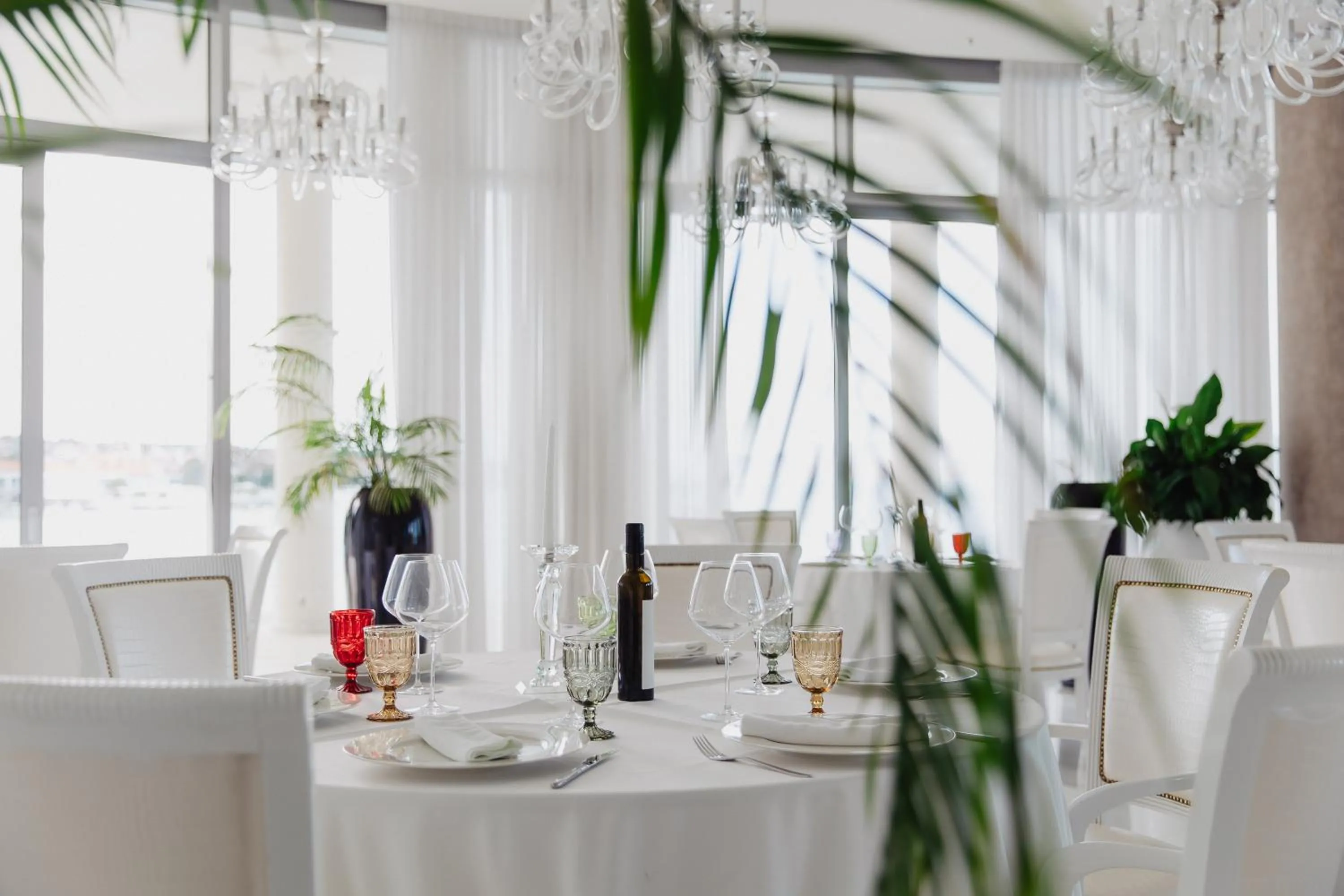 Restaurant/places to eat in Luxury Hotel Amabilis