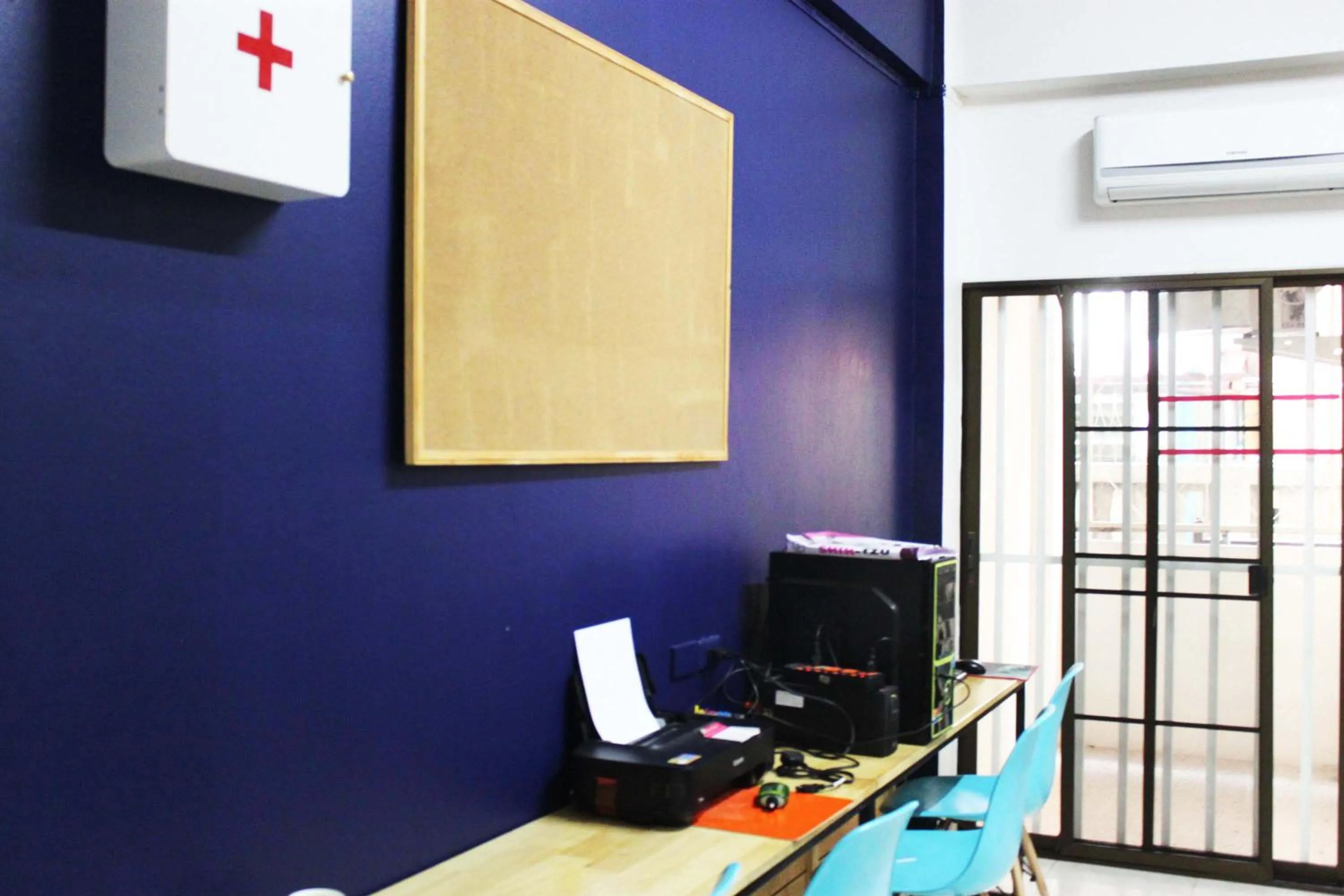 Communal lounge/ TV room in Varada Place