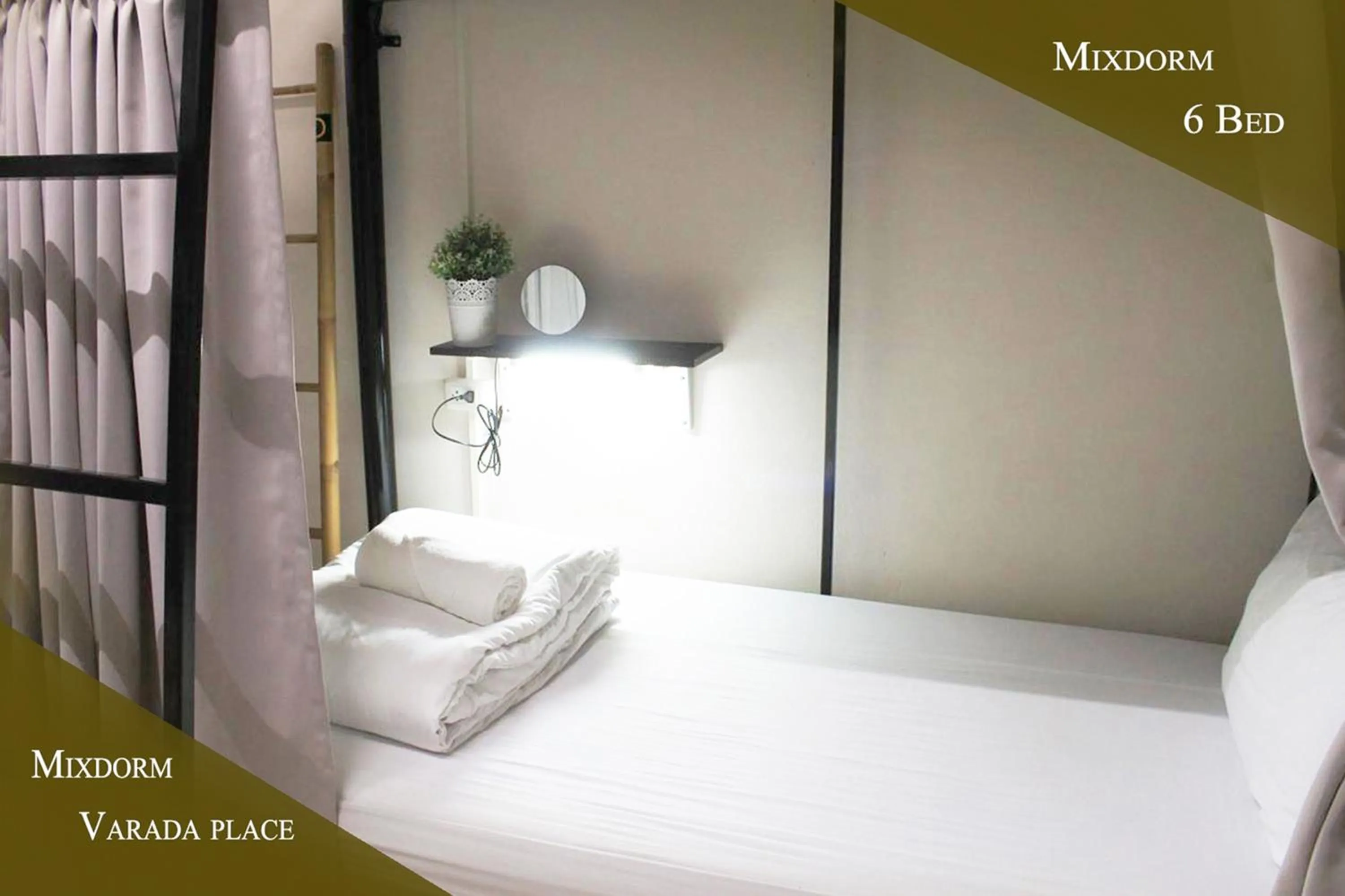 bunk bed, Bed in Varada Place