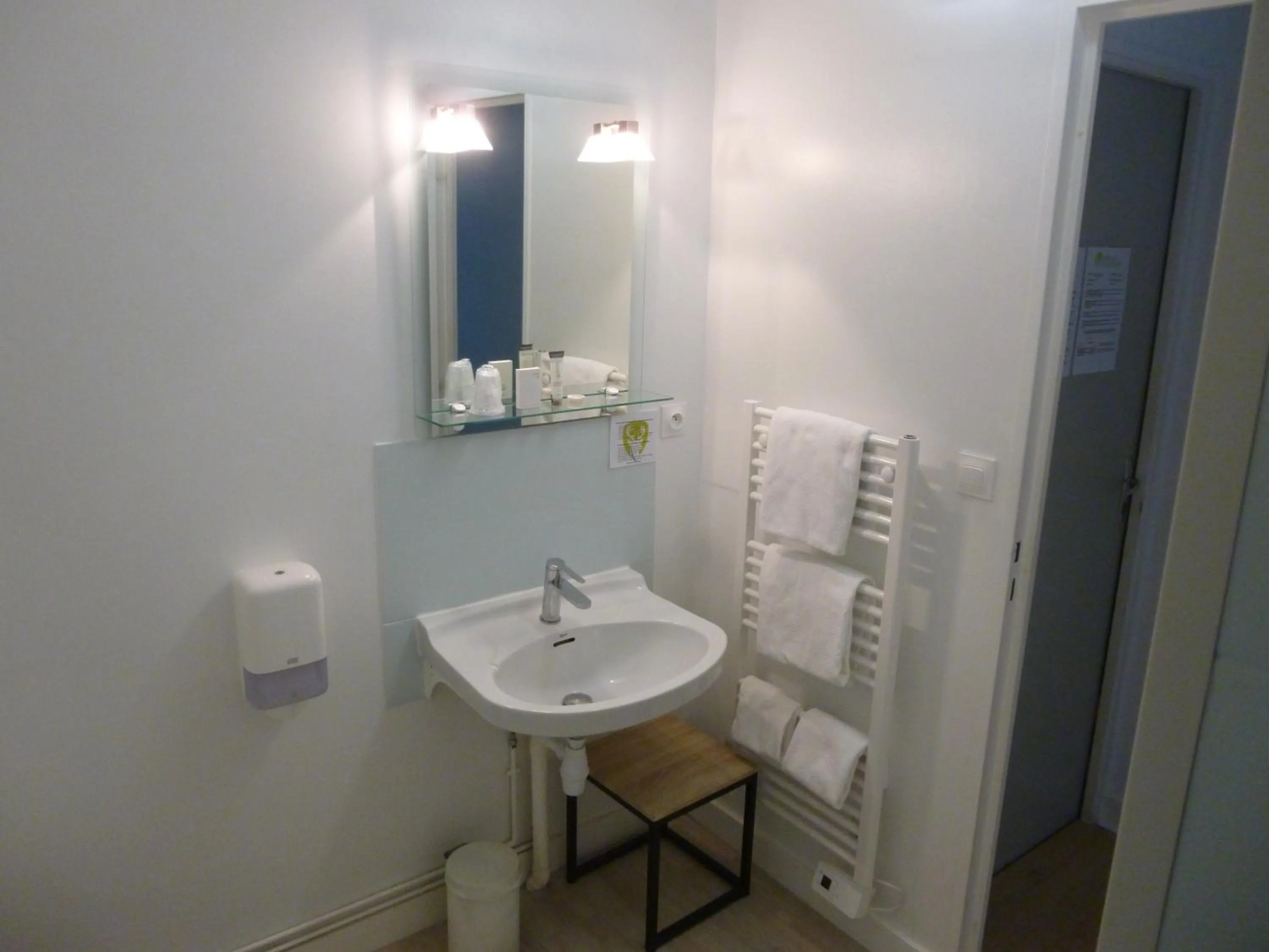 Bathroom in Hotel de la Bonnheure