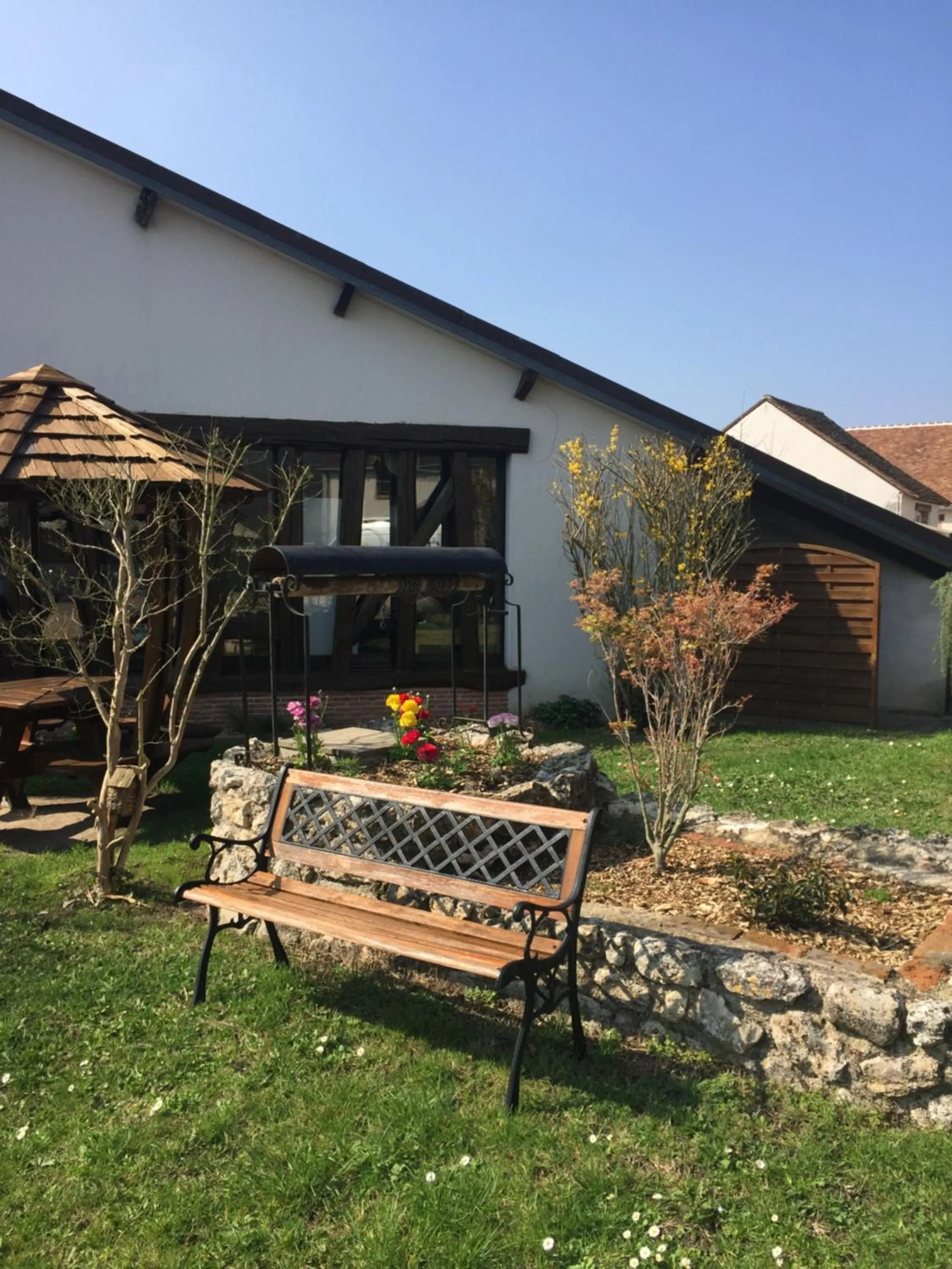 Property building in Hotel de la Bonnheure