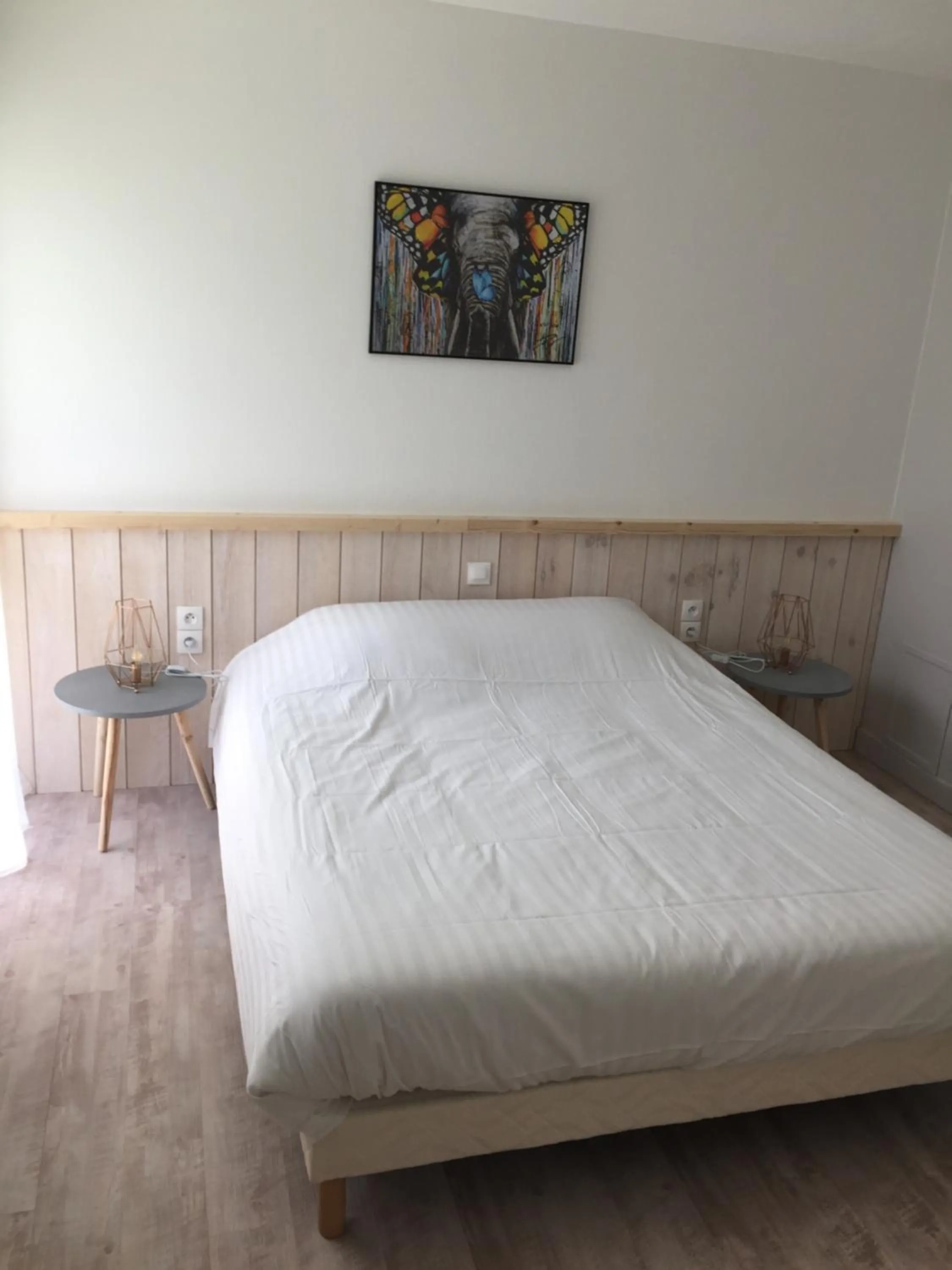 Garden view, Bed in Hotel de la Bonnheure