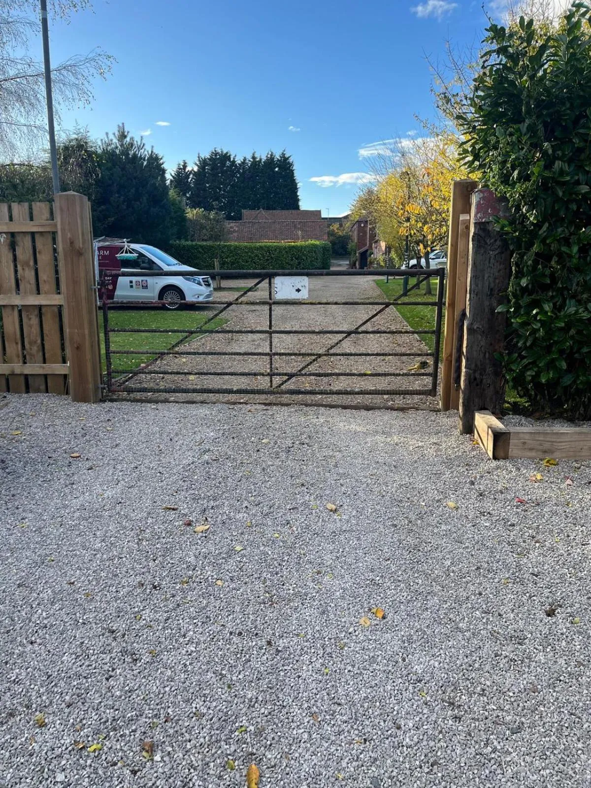 Parking in Home Farm & Lodge