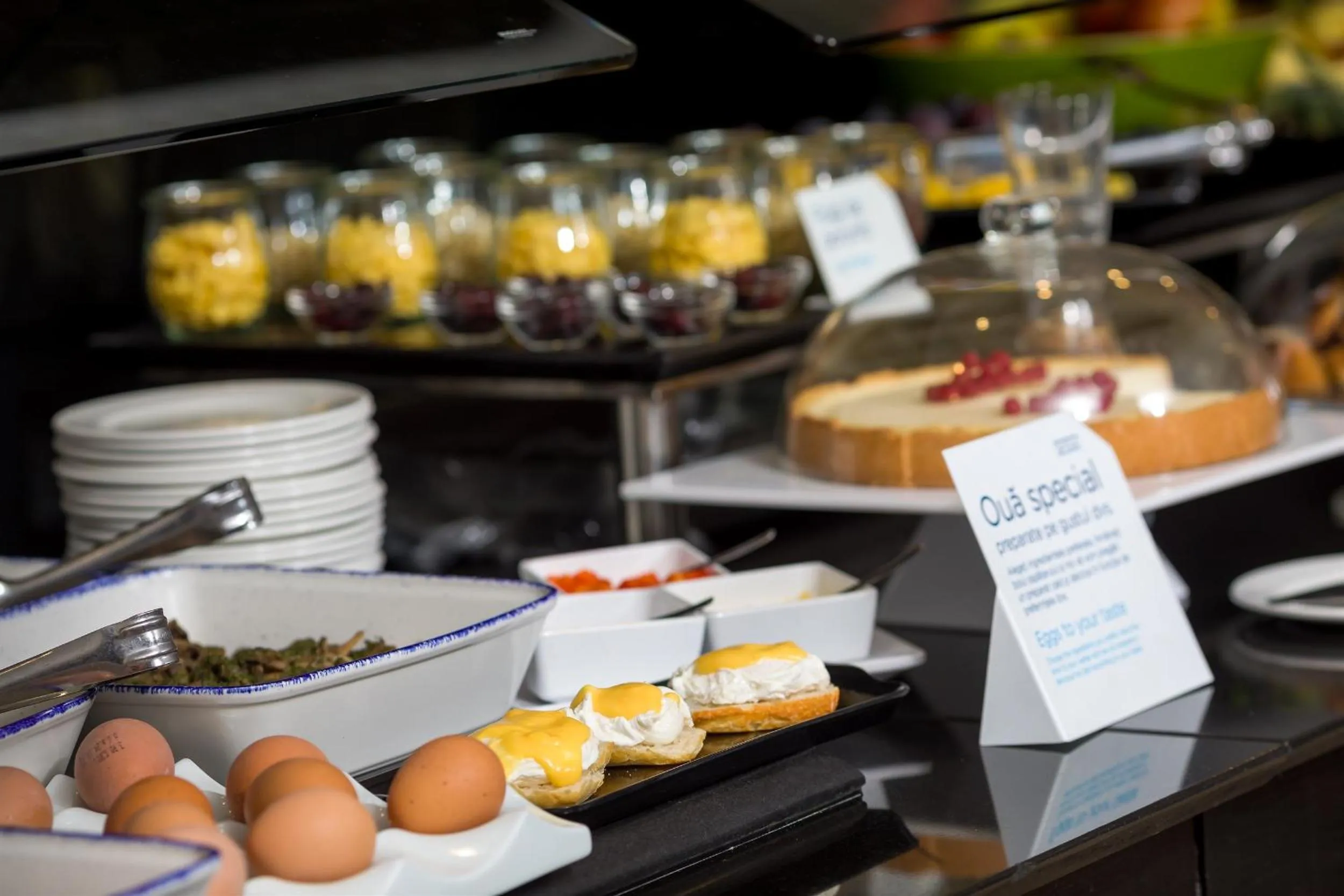 Breakfast in Hotel CH Bucharest