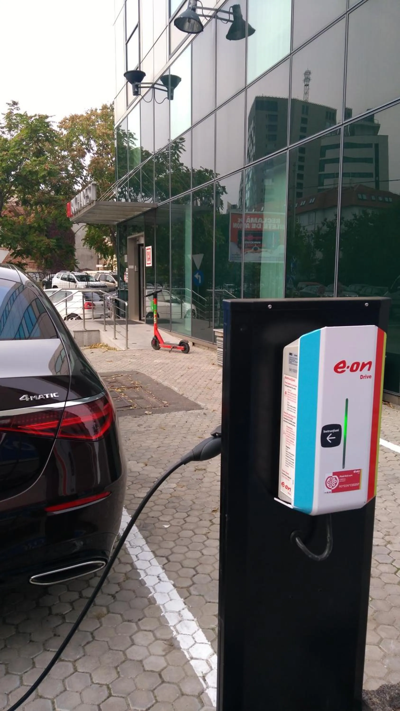 Parking in Hotel CH Bucharest