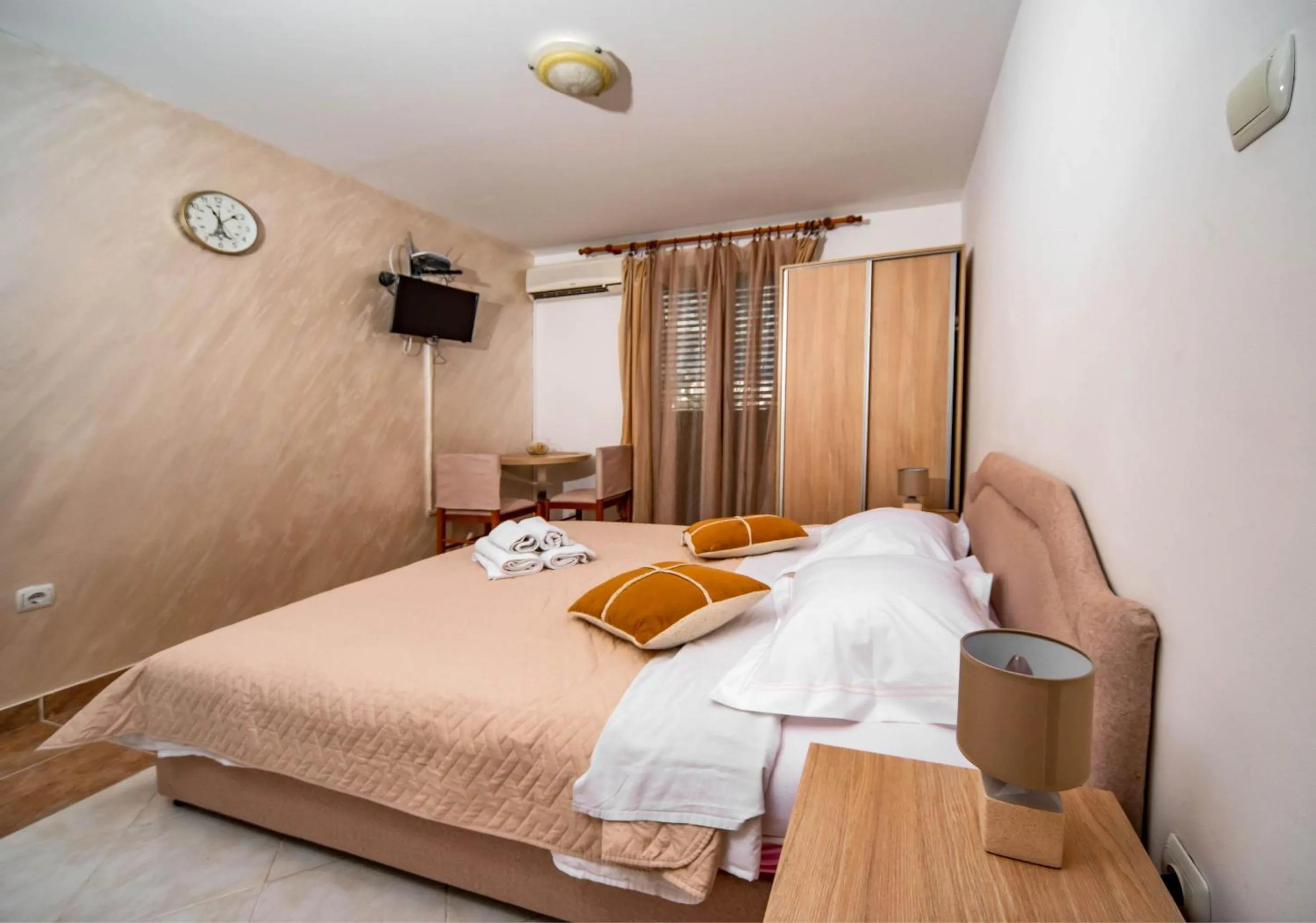 Bedroom, Bed in Apartments Marković