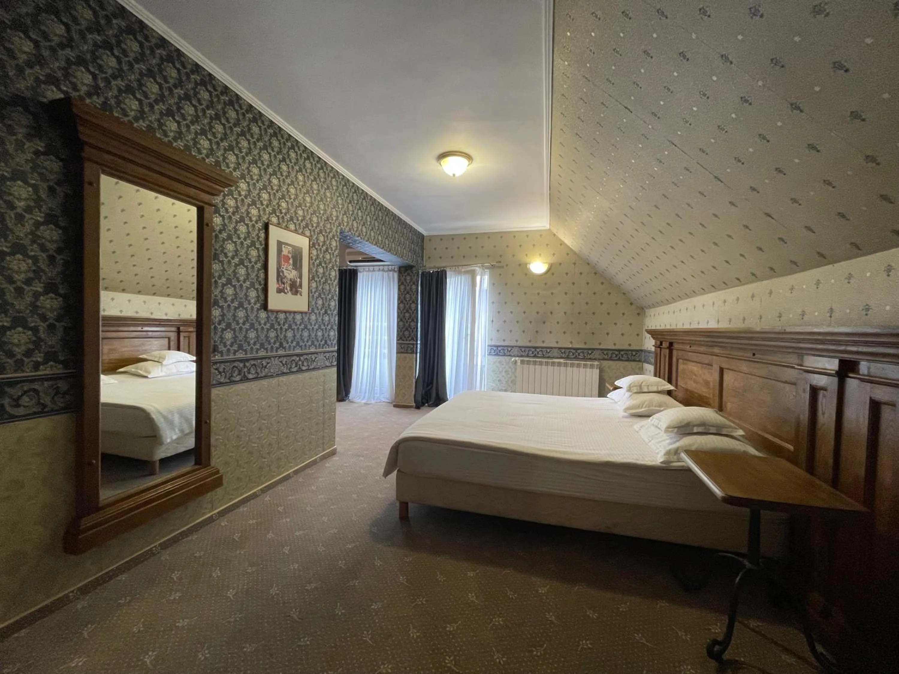 Bed in Topaz Boutique