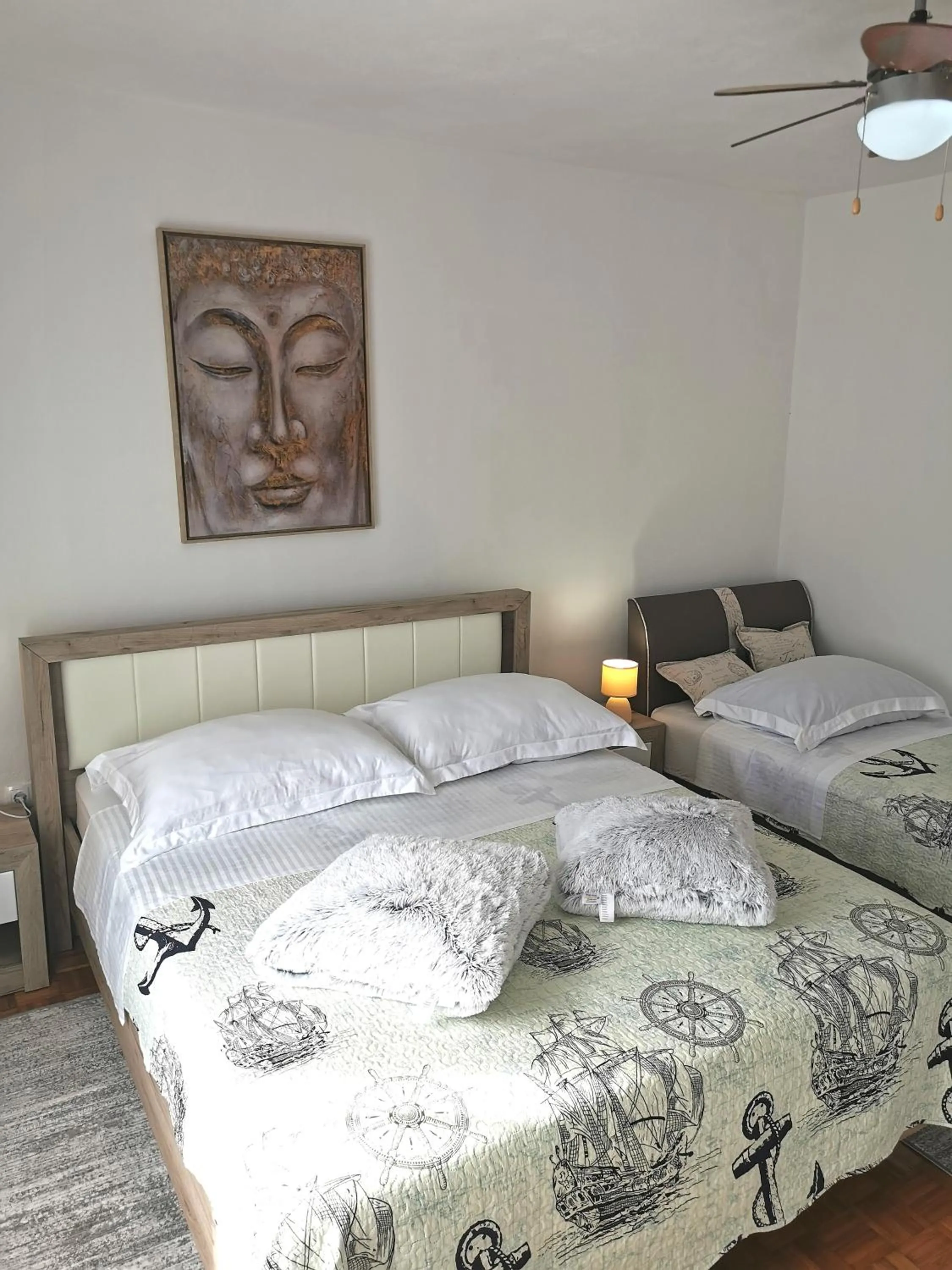 Bed in Apartments Biočić